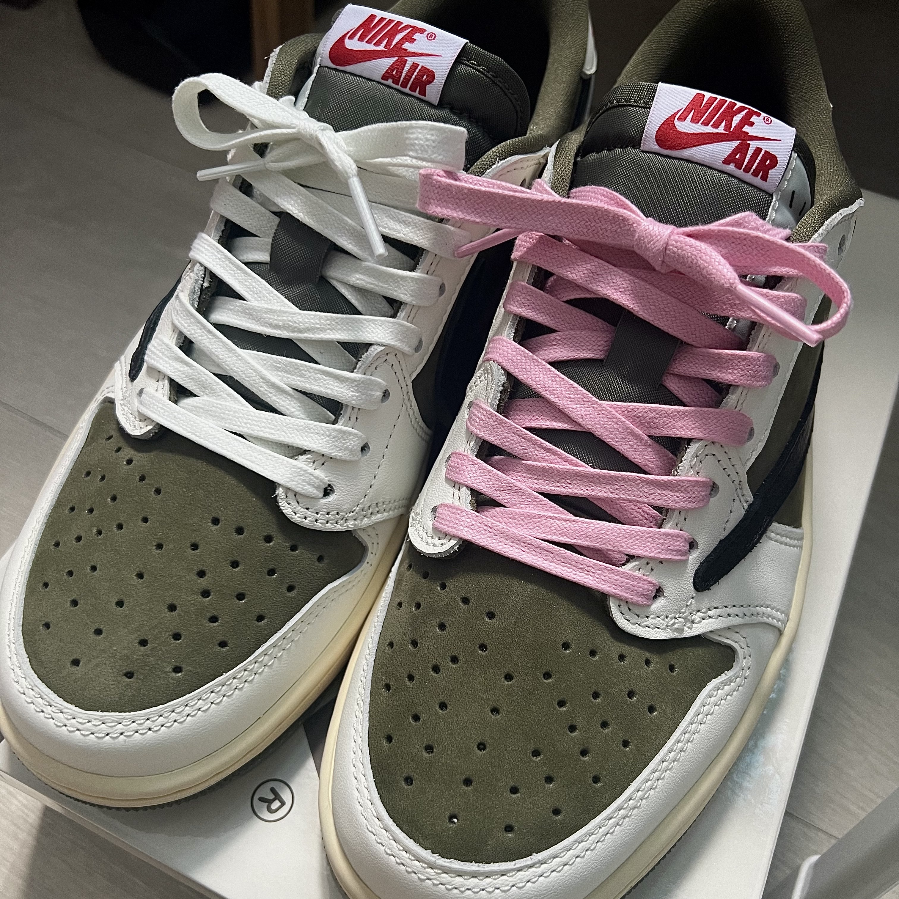 Jordan 1 x Travis Scott Retro Low OG SP Reverse Olive 착용 스타일