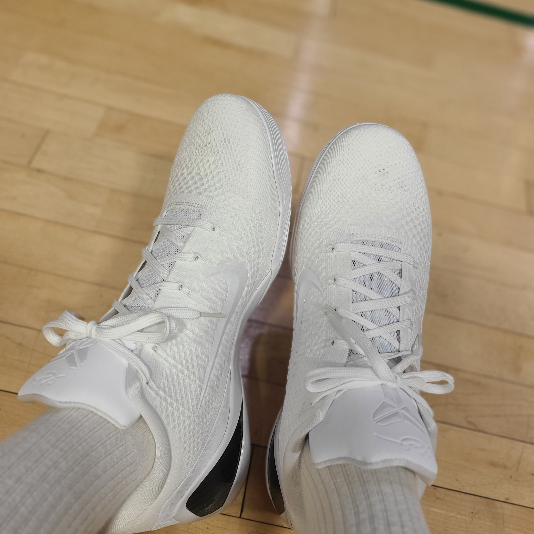 Nike Kobe 9 Elite Low Protro Halo 착용 스타일