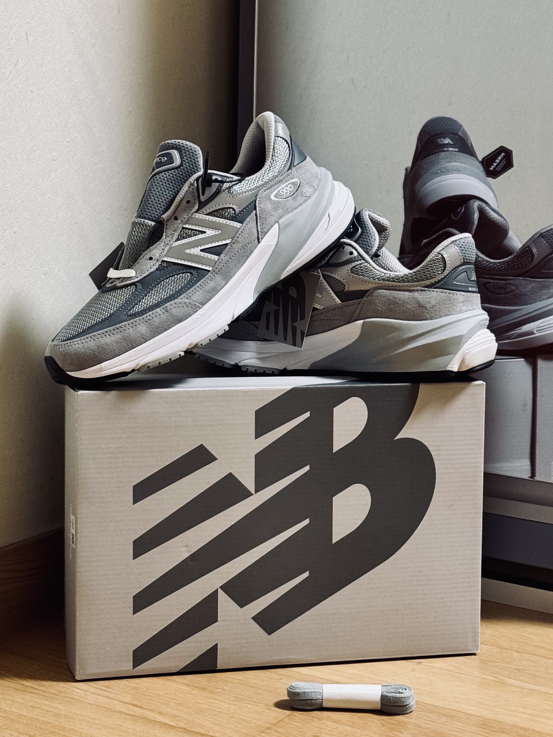 New Balance 990v6 Made in USA Grey - D Standard 착용 스타일