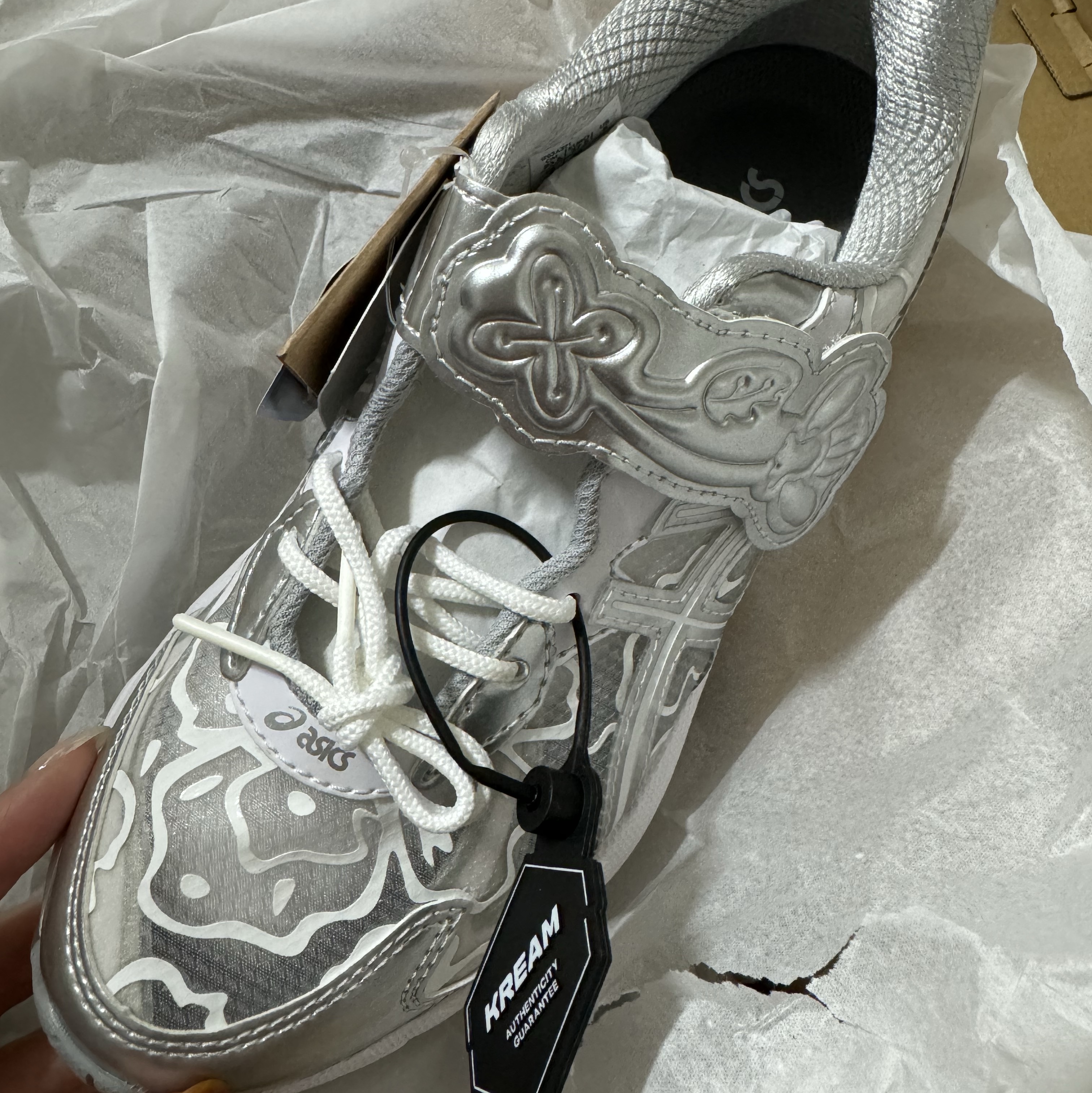 Asics x Cecilie Bahnsen GT-2160 White 착용 스타일