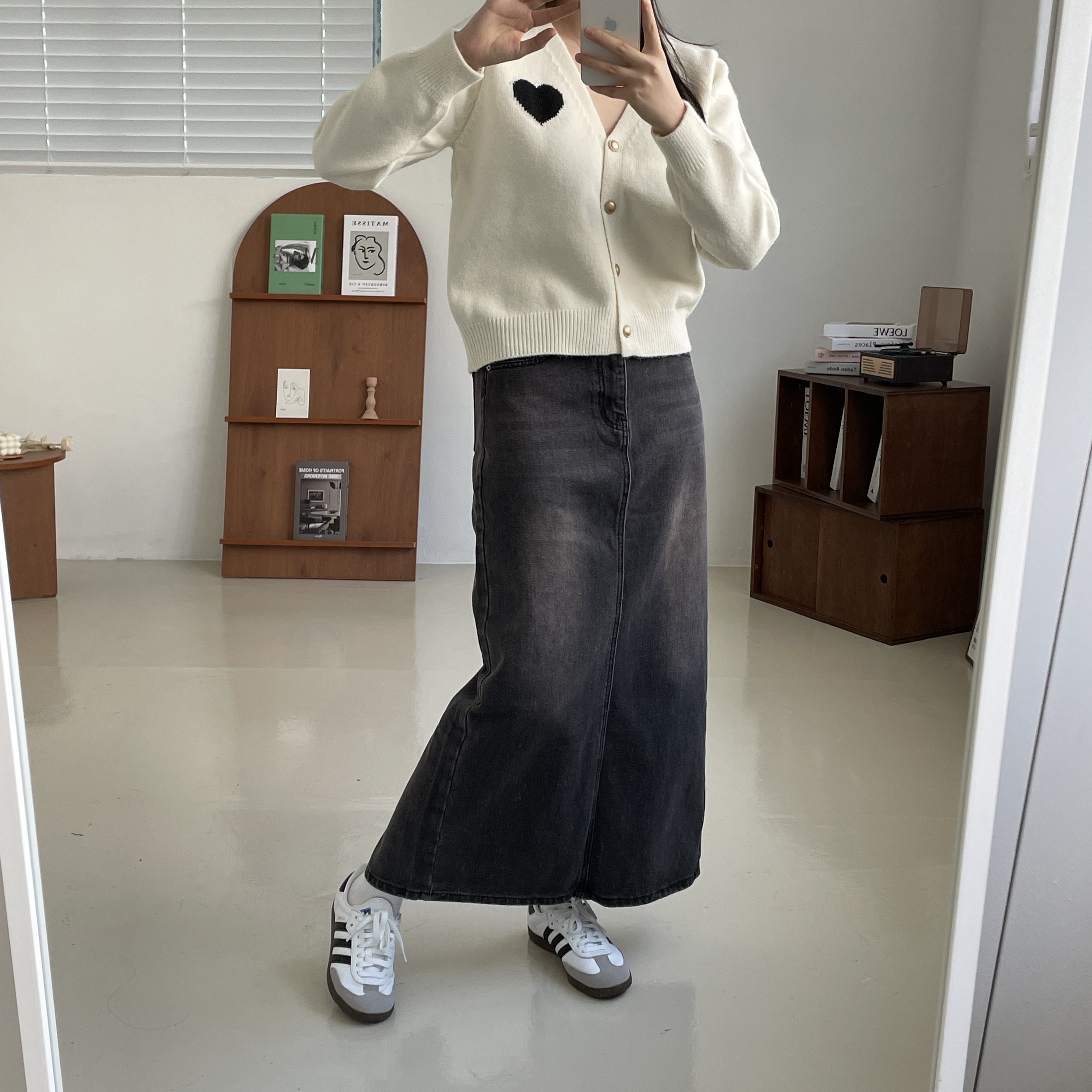 Adidas Samba OG Cloud White 착용 스타일 - 1