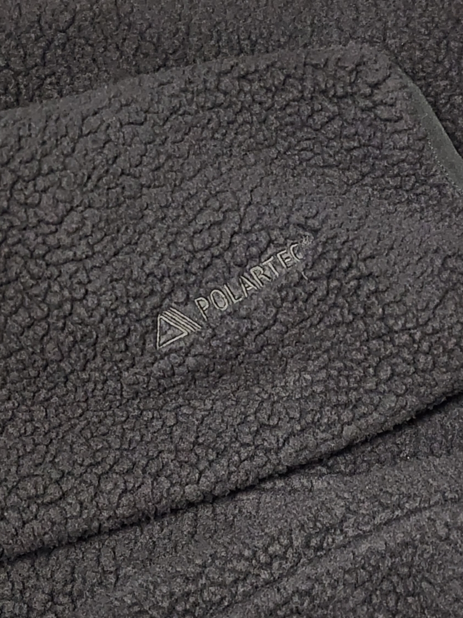 Supreme Polartec Shearling Reversible Pullover Black - 24FW, Supreme Spellout Embroidered Track Pant Black - 24FW 착용 스타일 - 4