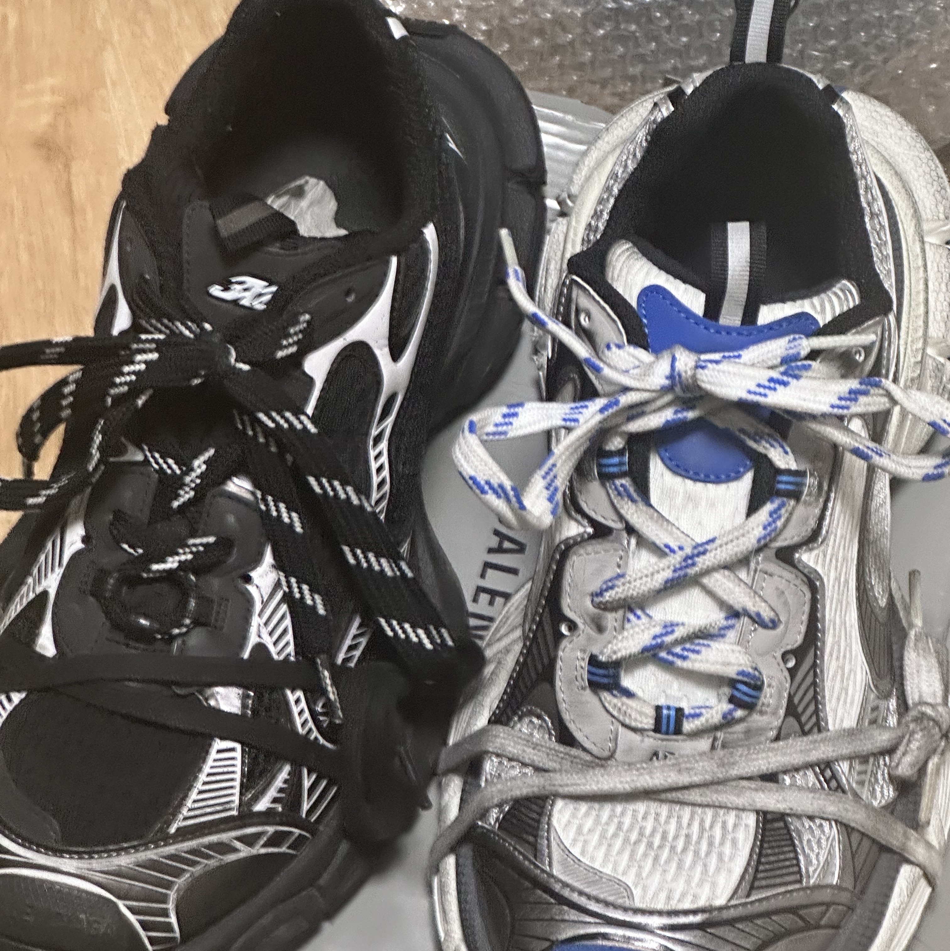 Balenciaga 3XL Sneakers Grey White Blue, Balenciaga 3XL Sneakers Black White 착용 스타일
