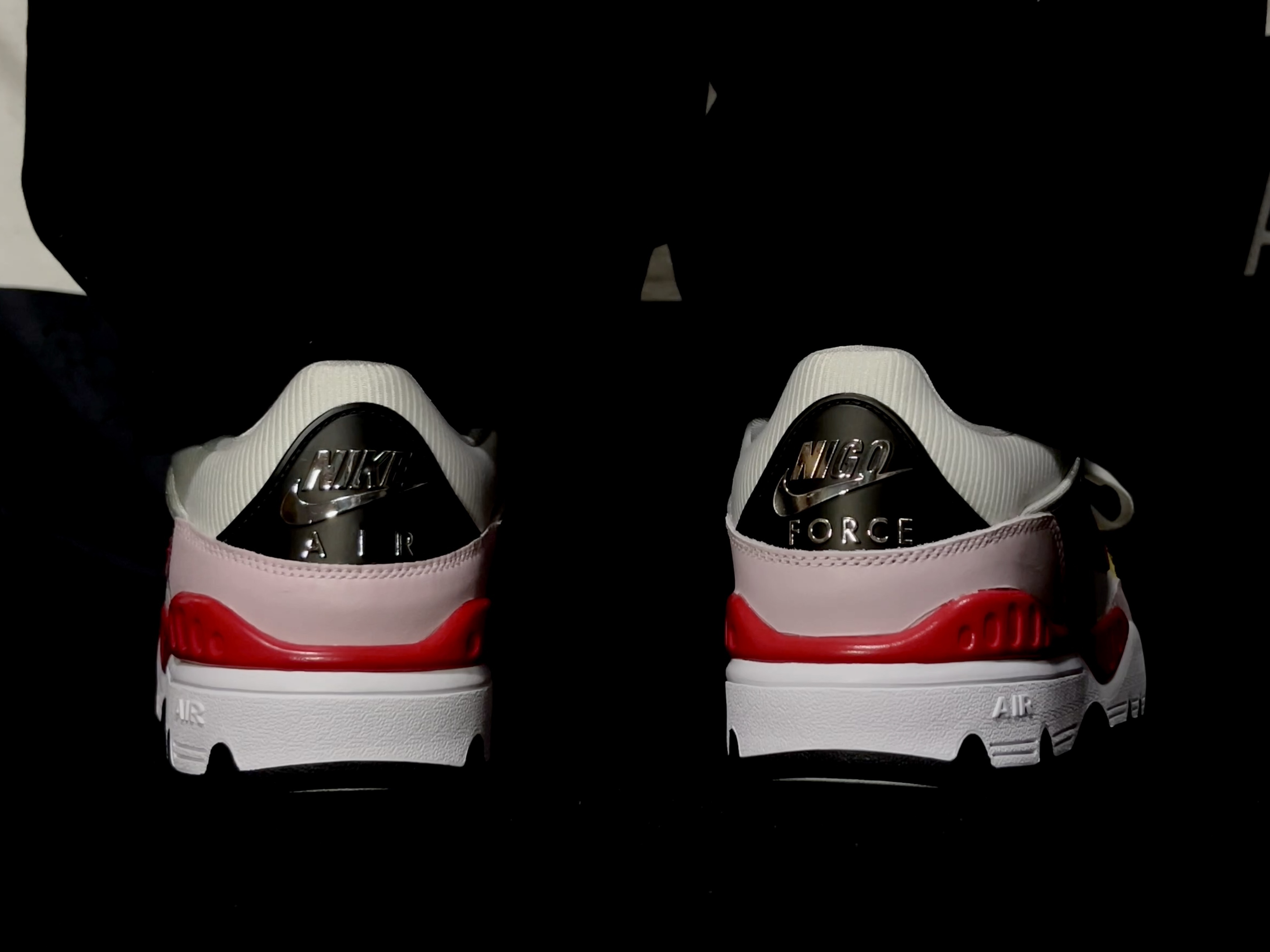 Nike x Nigo Air Force 3 Low SP Blue Void and Tour Yellow 착용 스타일 - 3