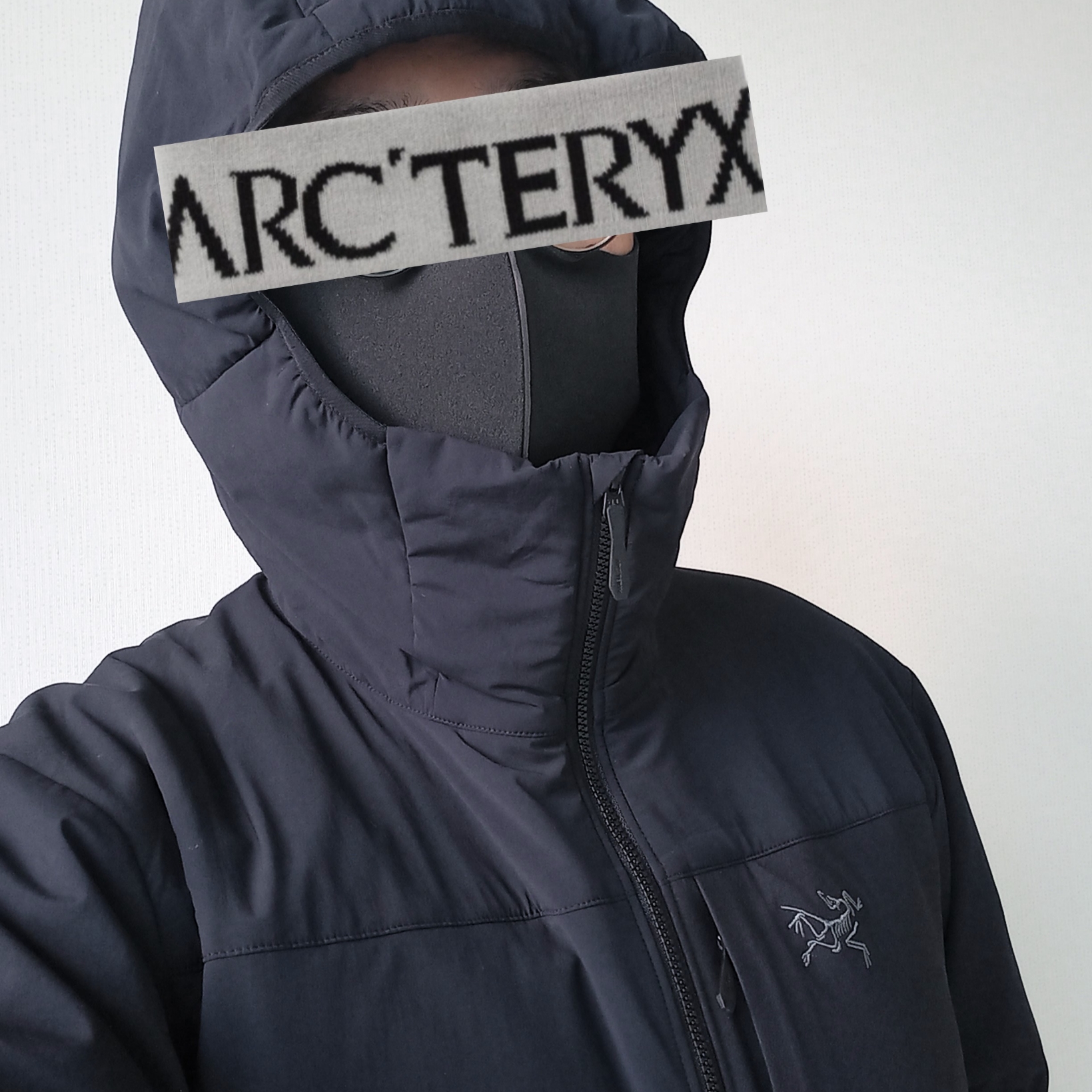 Arc'teryx Proton Hoody Black, Arc'teryx Proton Hoody Black 착용 스타일 - 1