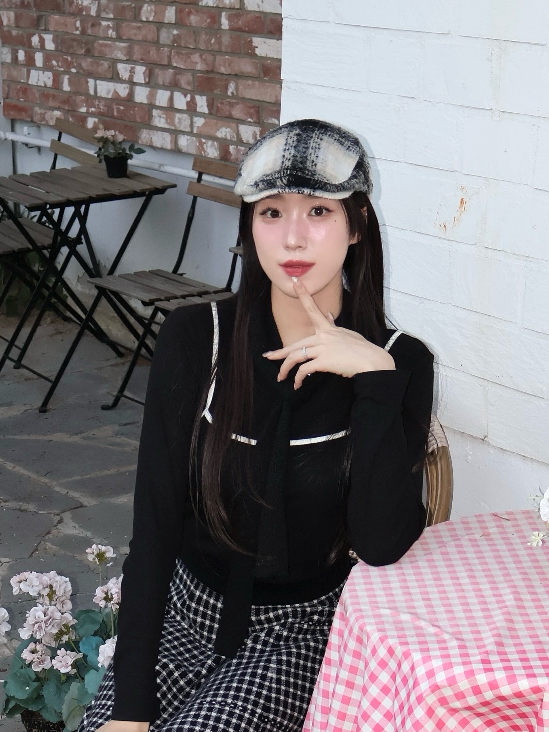 Allincomplete Tartan Check Hunting Cap Black Check 착용 스타일 - 4