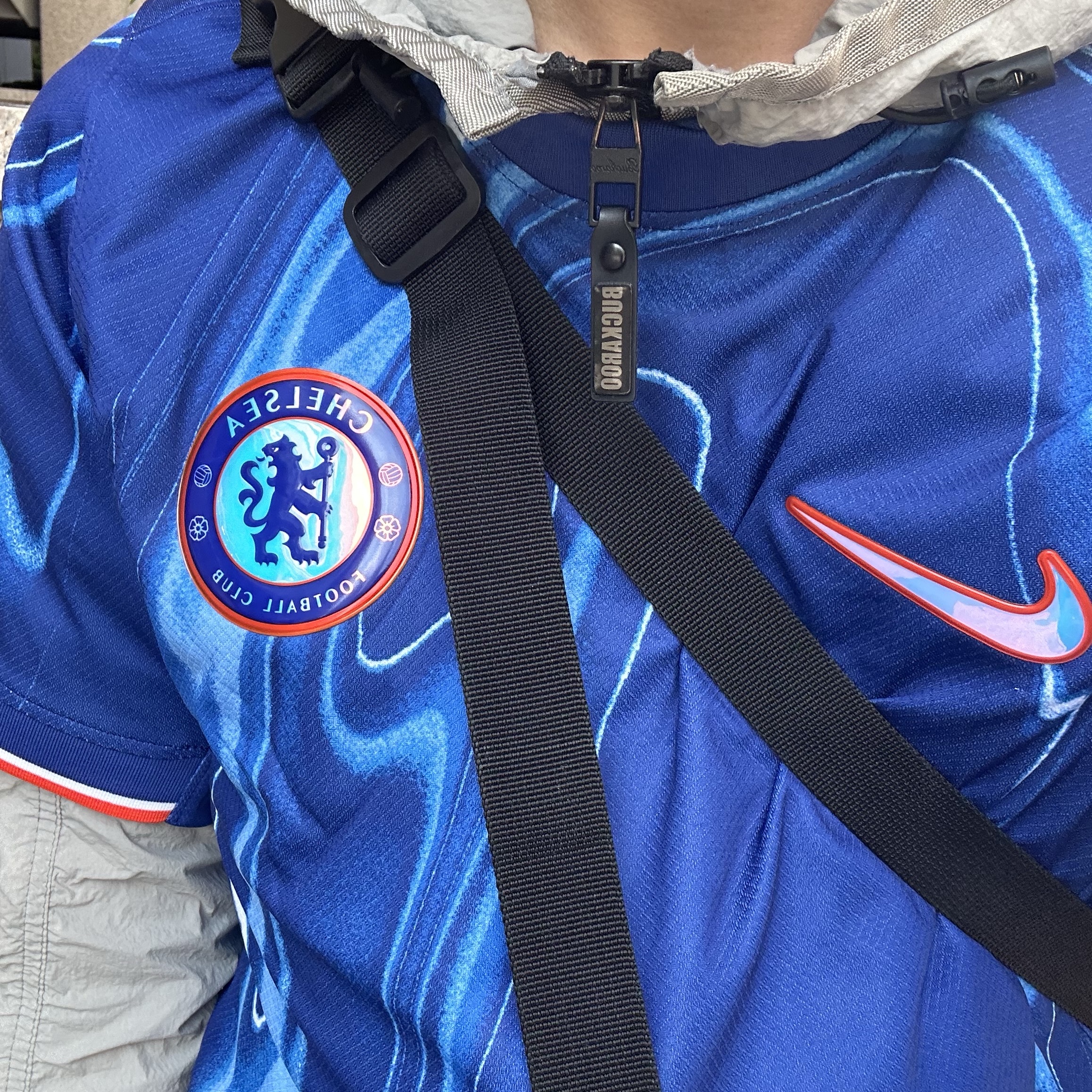 Nike Chelsea FC 2024/25 Stadium Home Dri-Fit Jersey Rush Blue (Non Marking Ver.) 착용 스타일