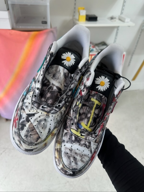 Nike x Peaceminusone Air Force 1 Low Para-Noise 3.0 Black and Multicolor 착용 스타일 - 2