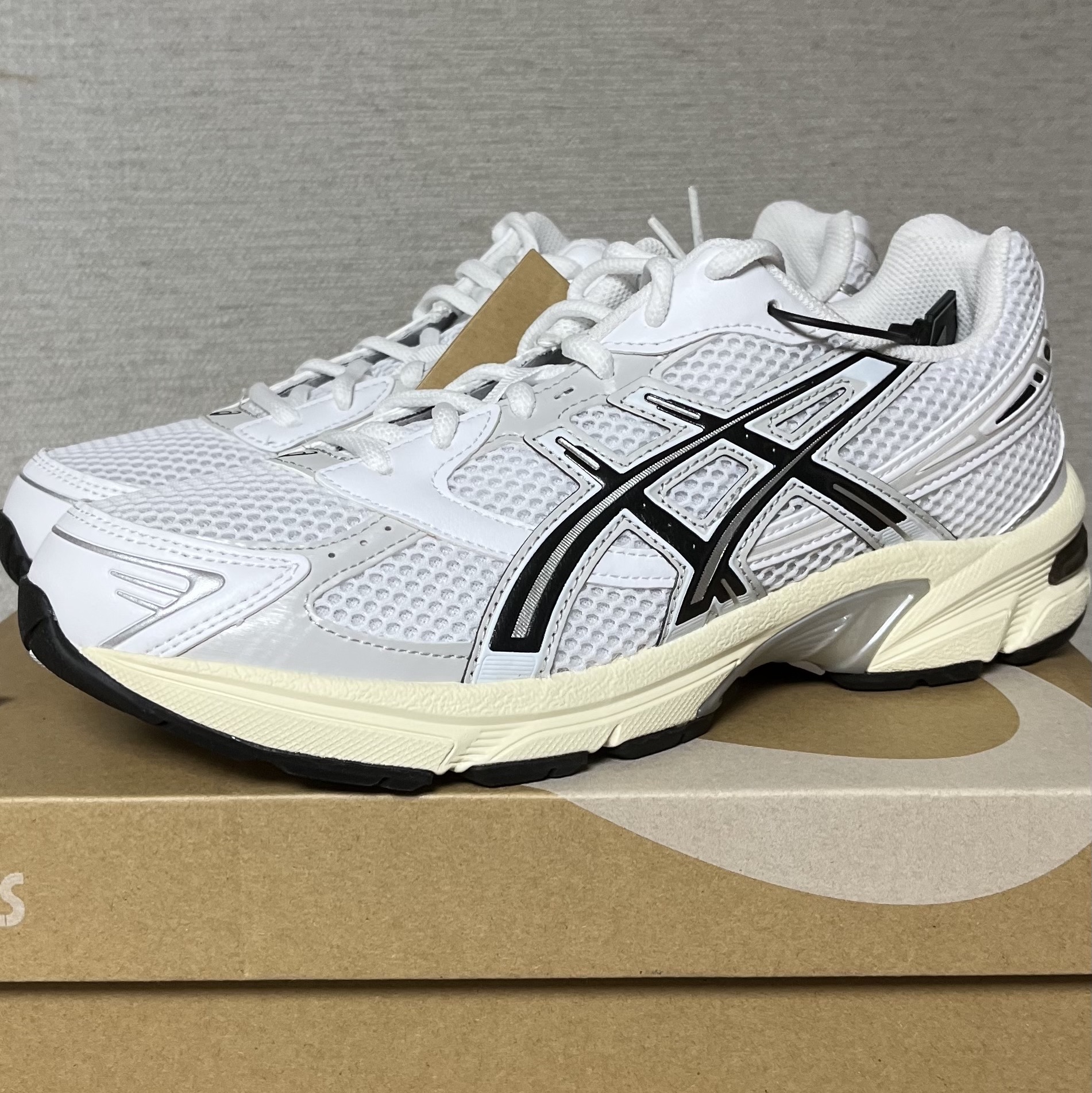 Asics Gel-1130 White Cloud Grey 착용 스타일