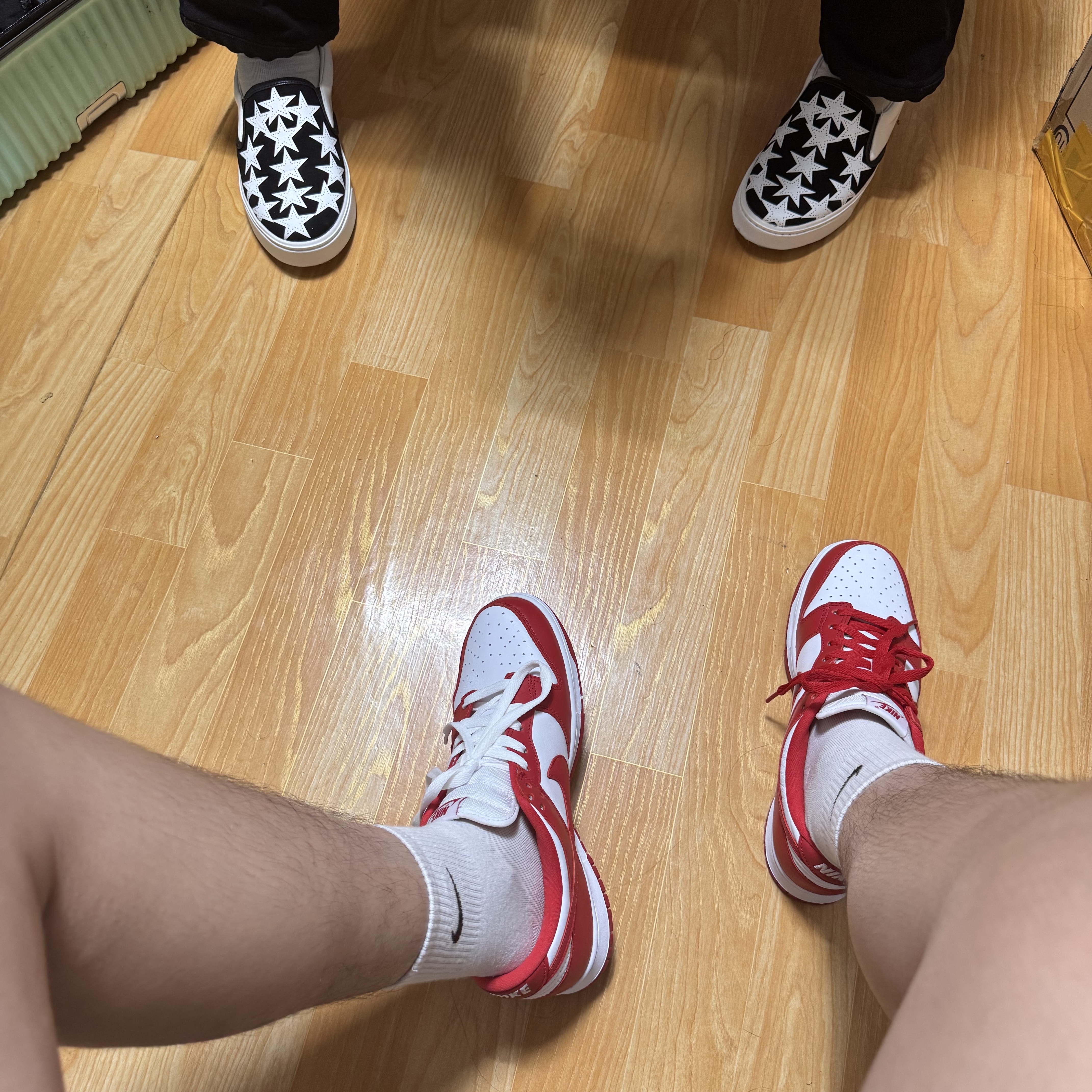 Nike Dunk Low SP White and University Red 2023 착용 스타일