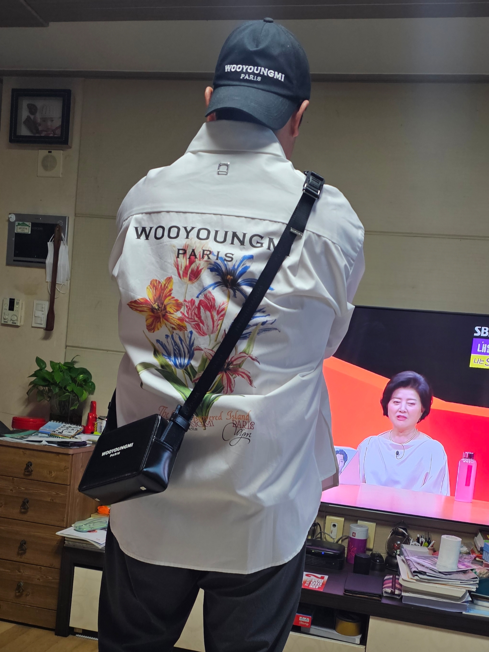Wooyoungmi Flower Print Shirt White - 24SS 착용 스타일