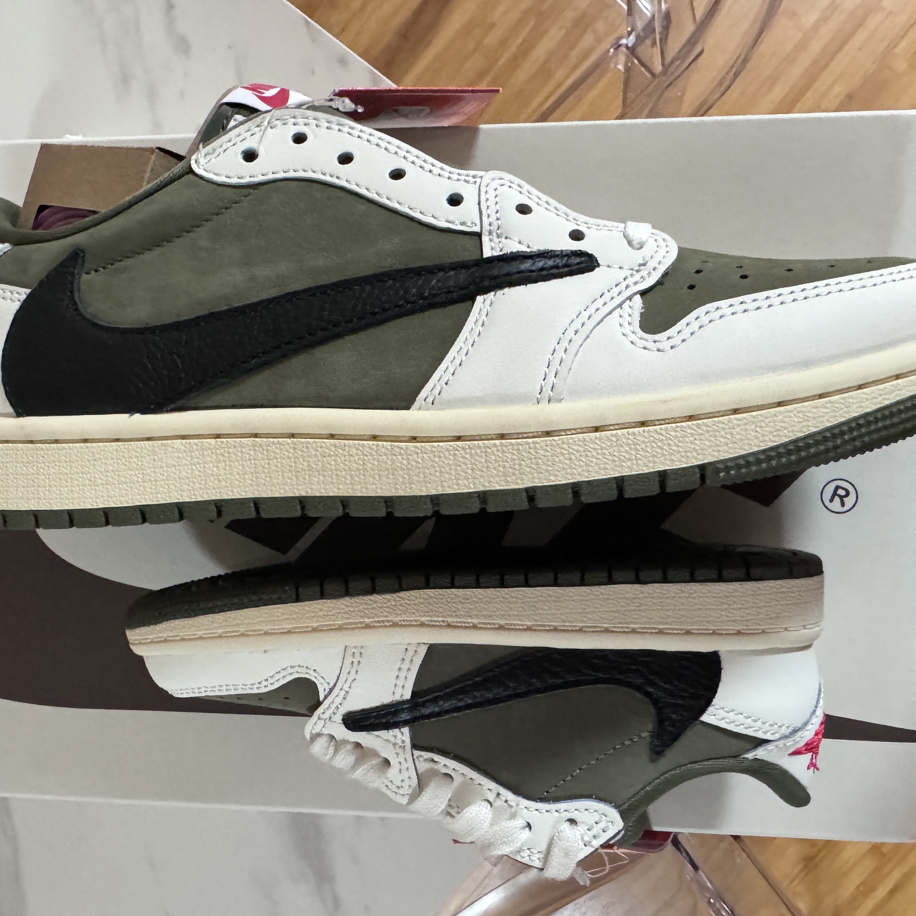 (PS) Jordan 1 x Travis Scott Retro Low OG SP Reverse Olive, Jordan 1 x Travis Scott Retro Low OG SP Reverse Olive 착용 스타일