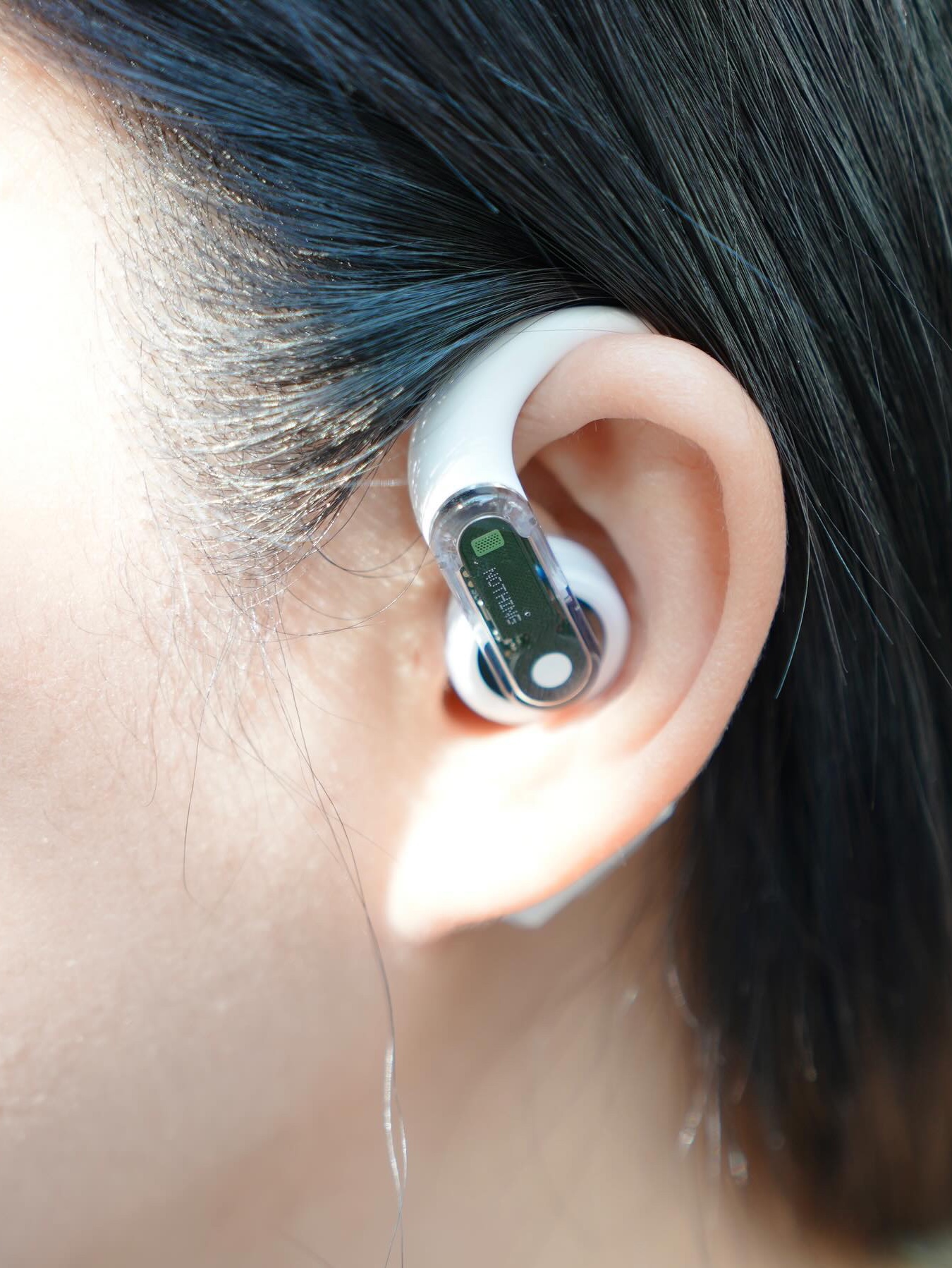 Nothing Ear (Open) White 착용 스타일