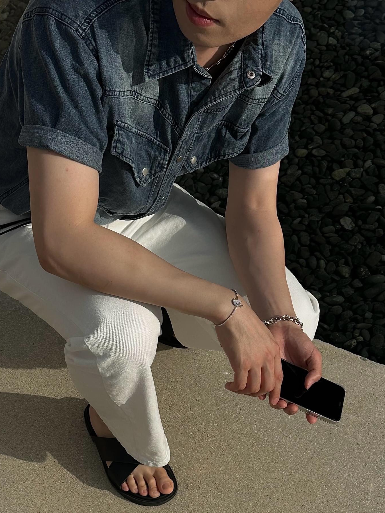 Ajobyajo PBA White Pearl Necklace Silver, Tiffany & Co. Return To Tiffany Heart Tag Toggle Bracelet Silver 착용 스타일 - 5