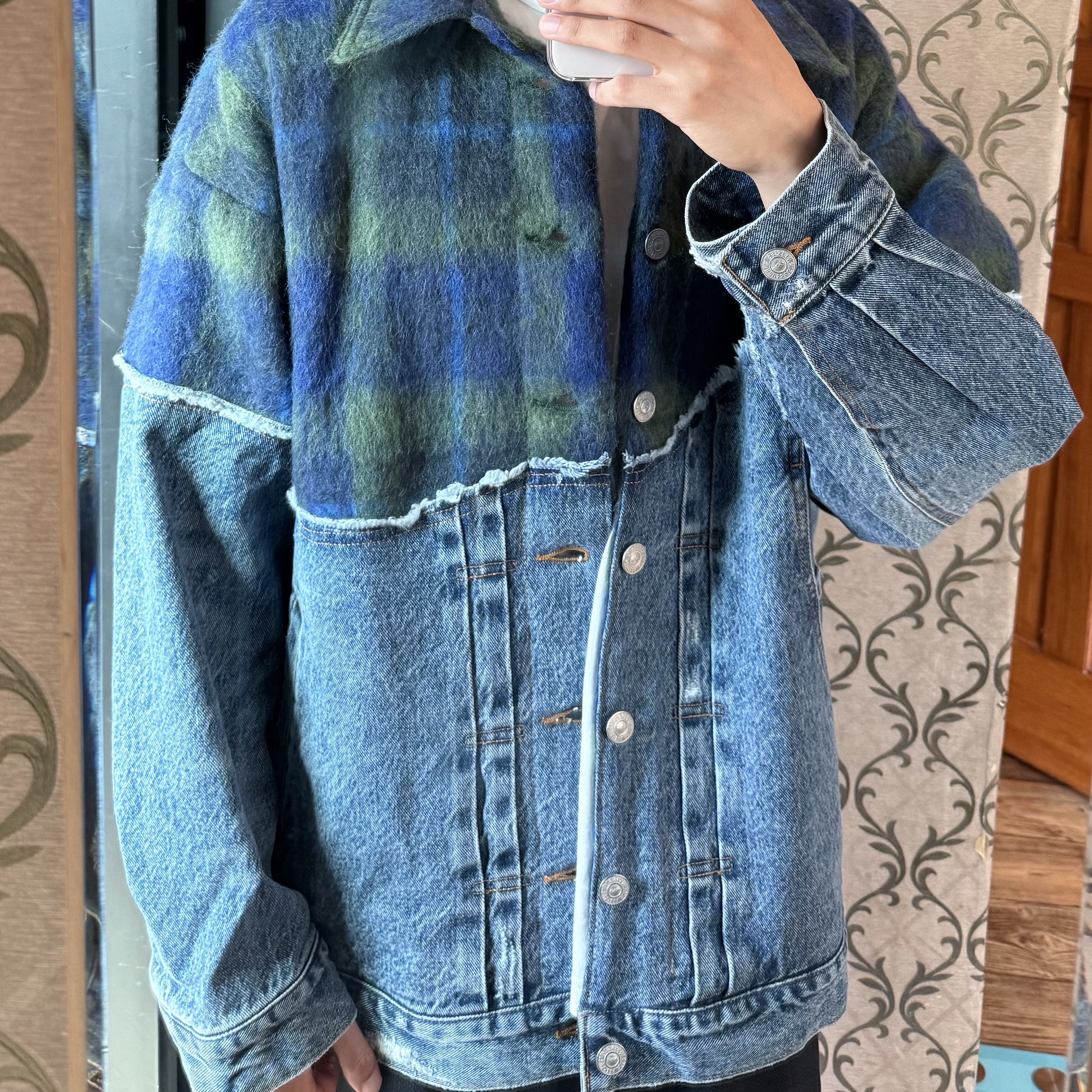 [KREAM 단독] ADSB Andersson Bell x Levi's Women Spliced Trucker Indigo Green - 24FW 착용 스타일 - 2