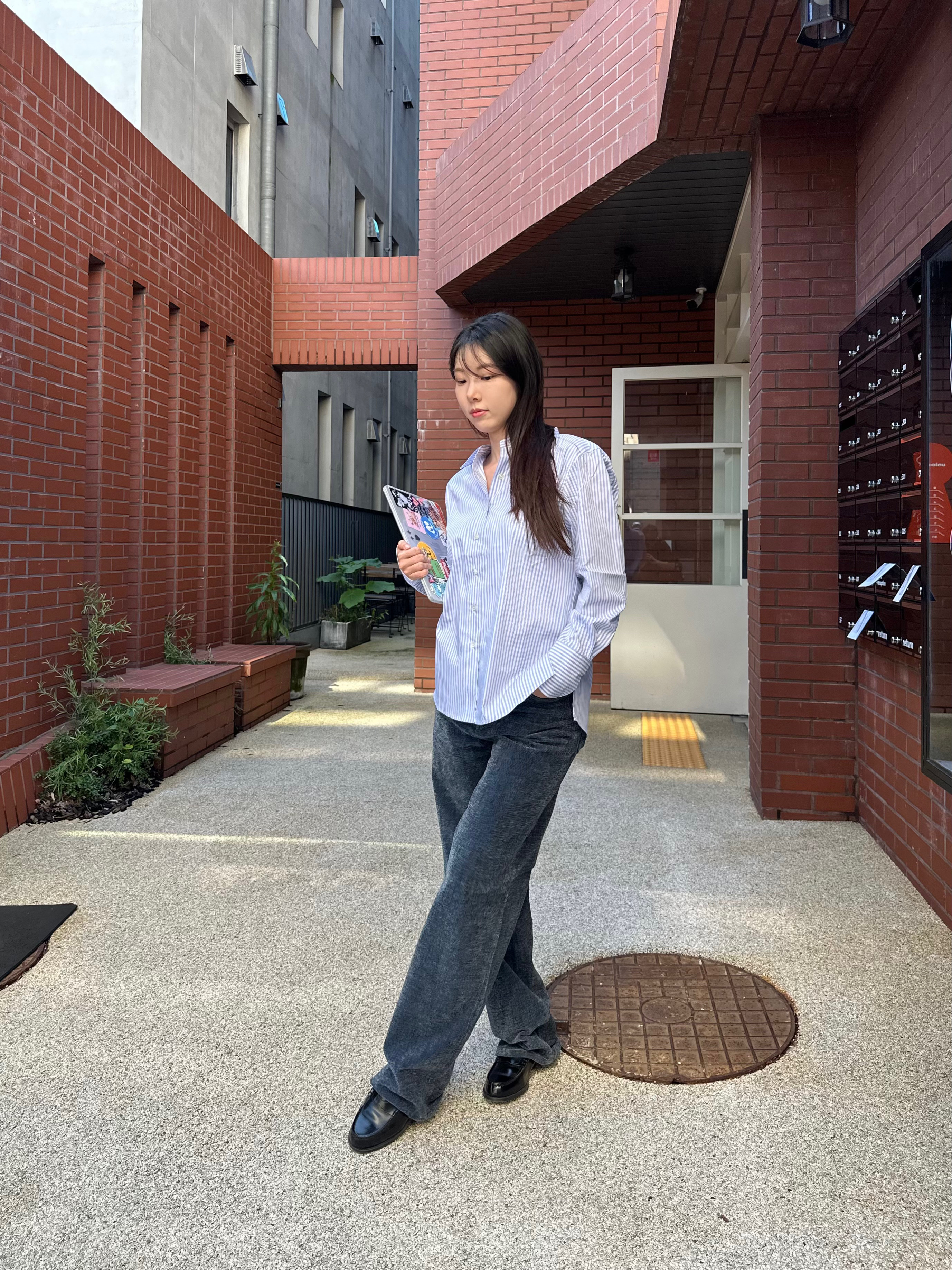 Siyazu SITP5162 Loose Fit Formal ST Shirt Light blue ST 착용 스타일 - 2