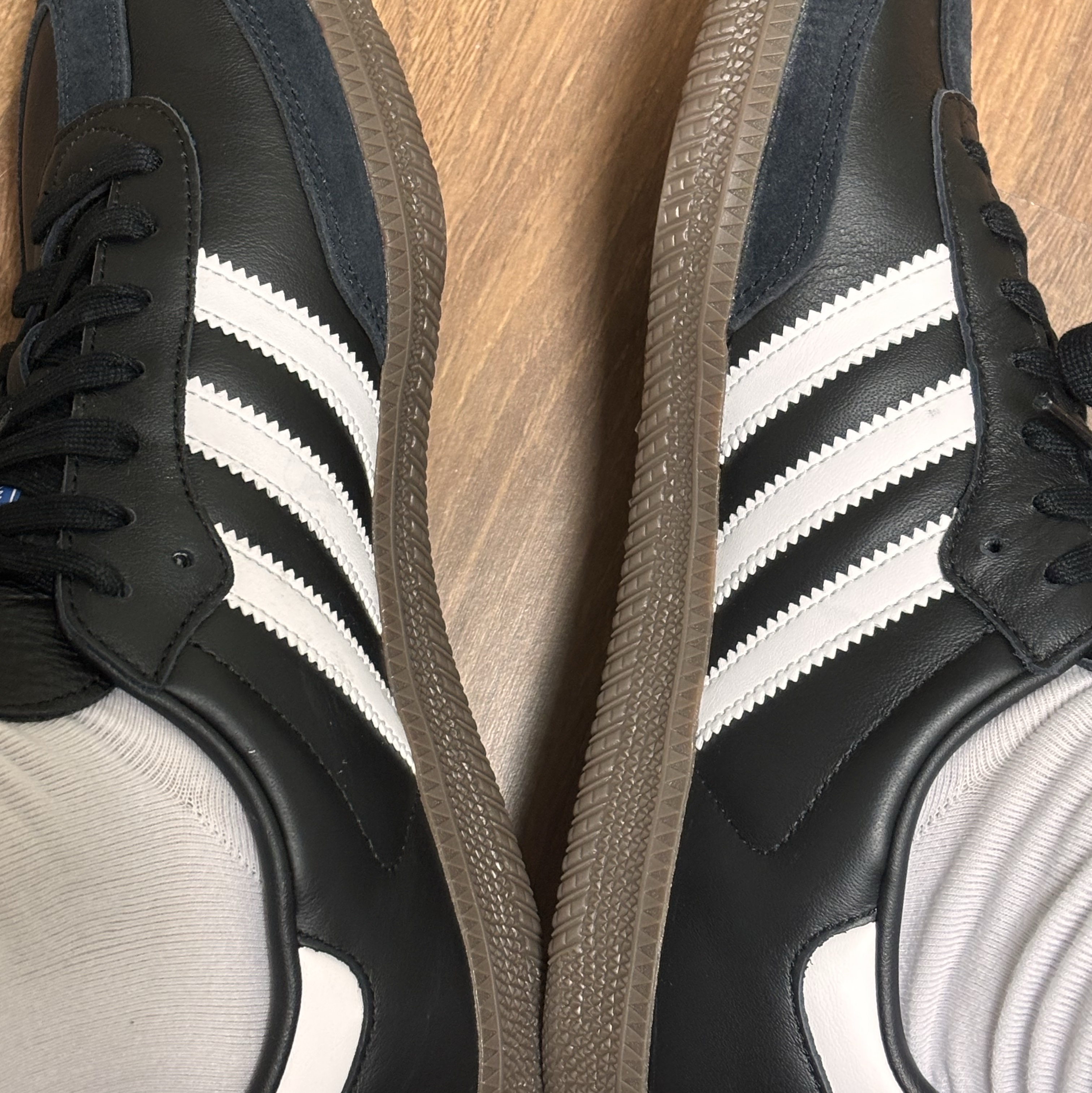 Adidas Samba OG Black White Gum 착용 스타일 - 4