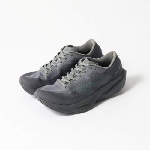 New Balance x Tokyo Design Studio FuelCell Rebel v4 Vintage Indigo - D Standard, New Balance FuelCell Rebel v4 Dark Grey - 2E Wide 착용 스타일