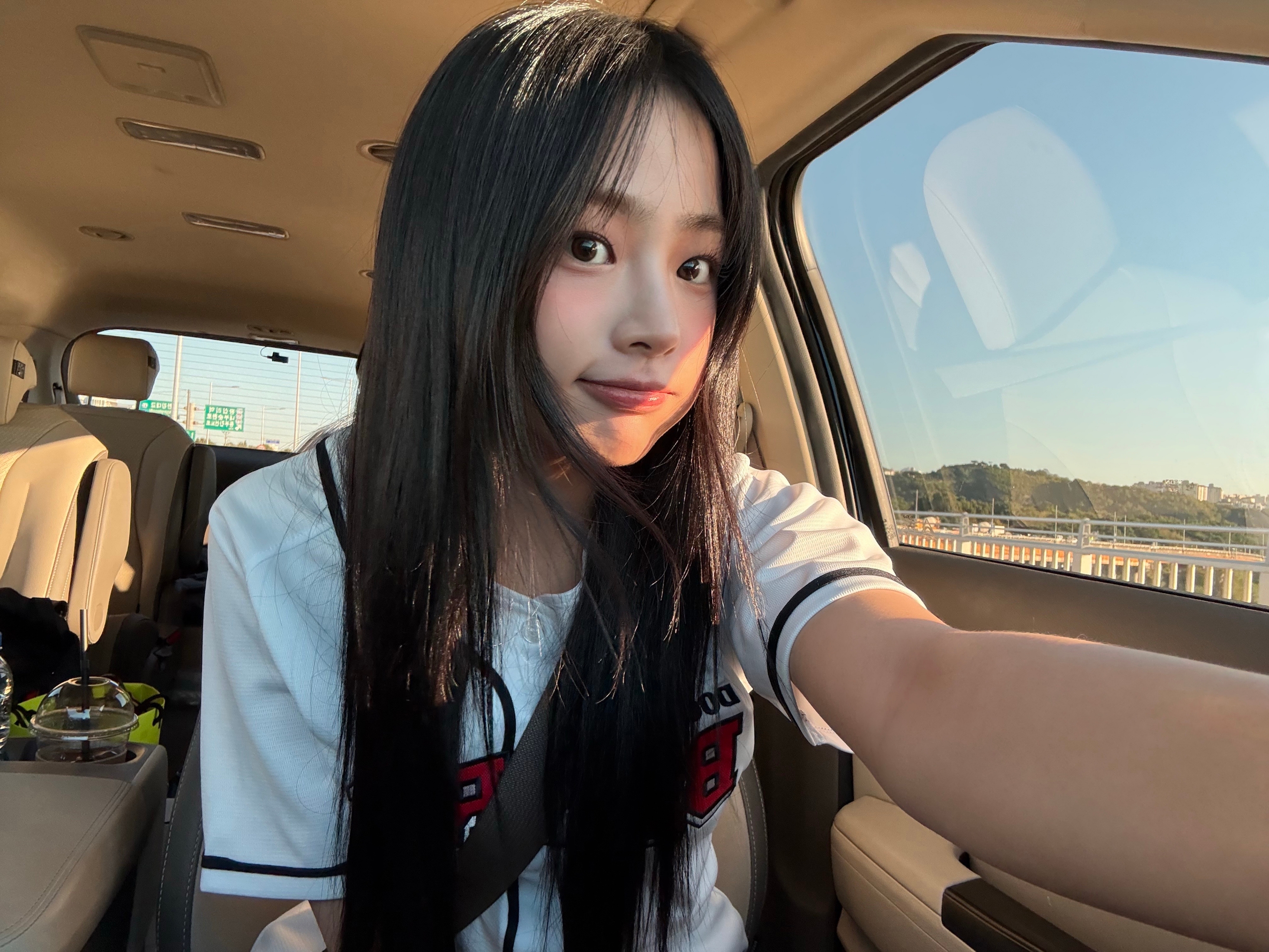 Doosan Bears x Fila Authentic Home Uniform White (Non Marking Ver.) 착용 스타일 - 4