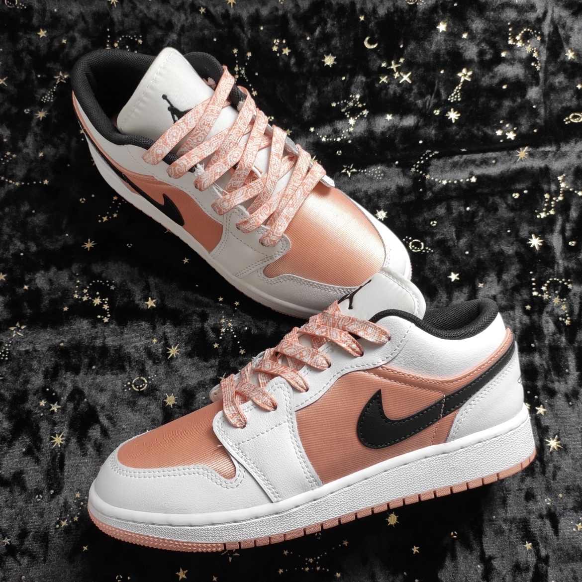 Jordan 1 Low SE Diamond 착용 스타일 - 3