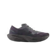 New Balance FuelCell Rebel v4 Dark Grey - D Standard