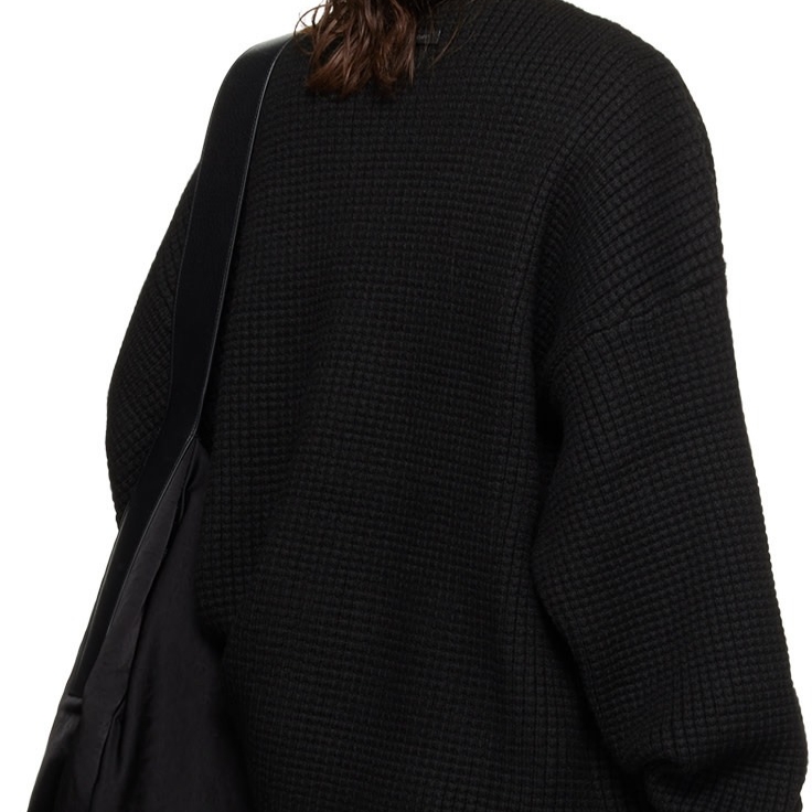 Essentials Heavy Waffle Crewneck Sweater Black - 24FW 착용 스타일 - 2