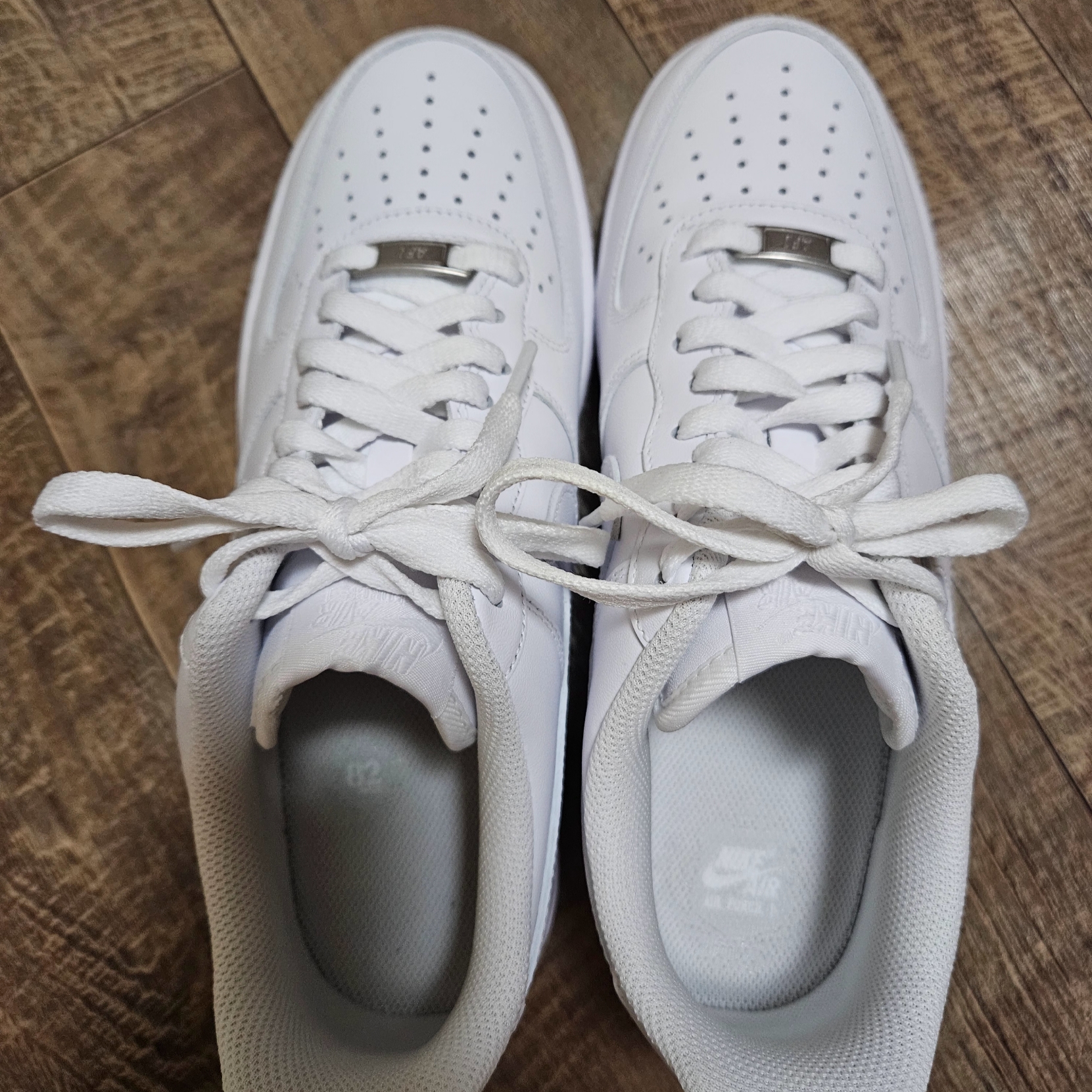 Nike Air Force 1 '07 Low White 착용 스타일 - 2