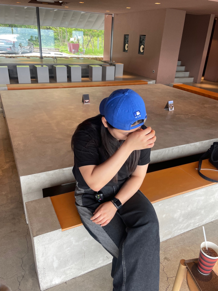 KREAM 프로필 이미지