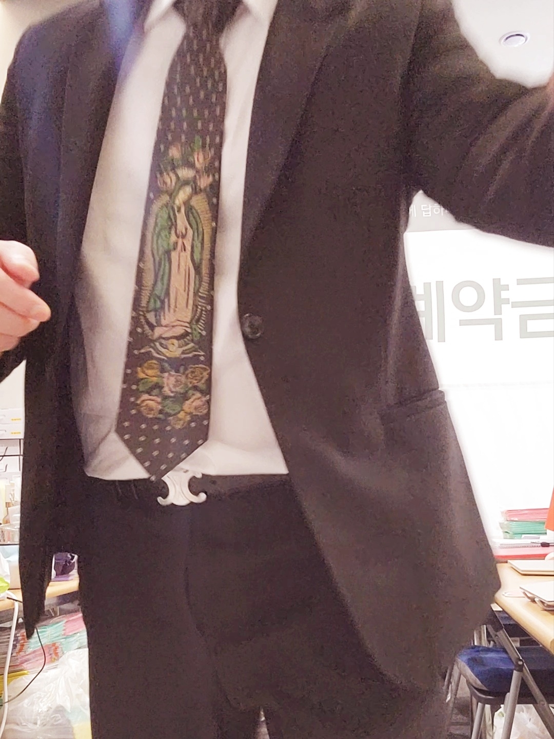 Kapital Silk Twill Maria Tie Black, Louis Vuitton LV Palace Slipper Ebene 착용 스타일 - 2