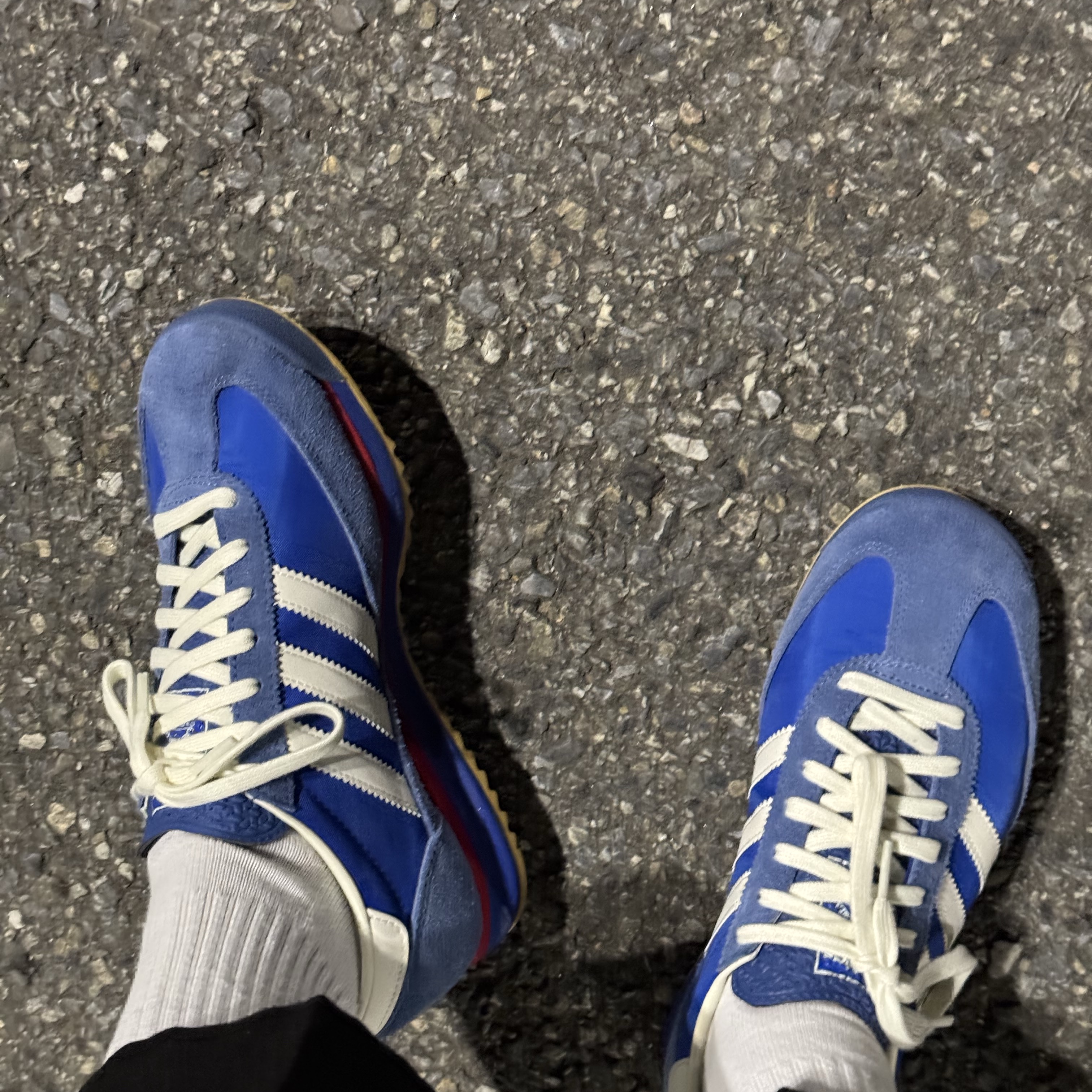 Adidas SL 72 RS Blue Core White 착용 스타일