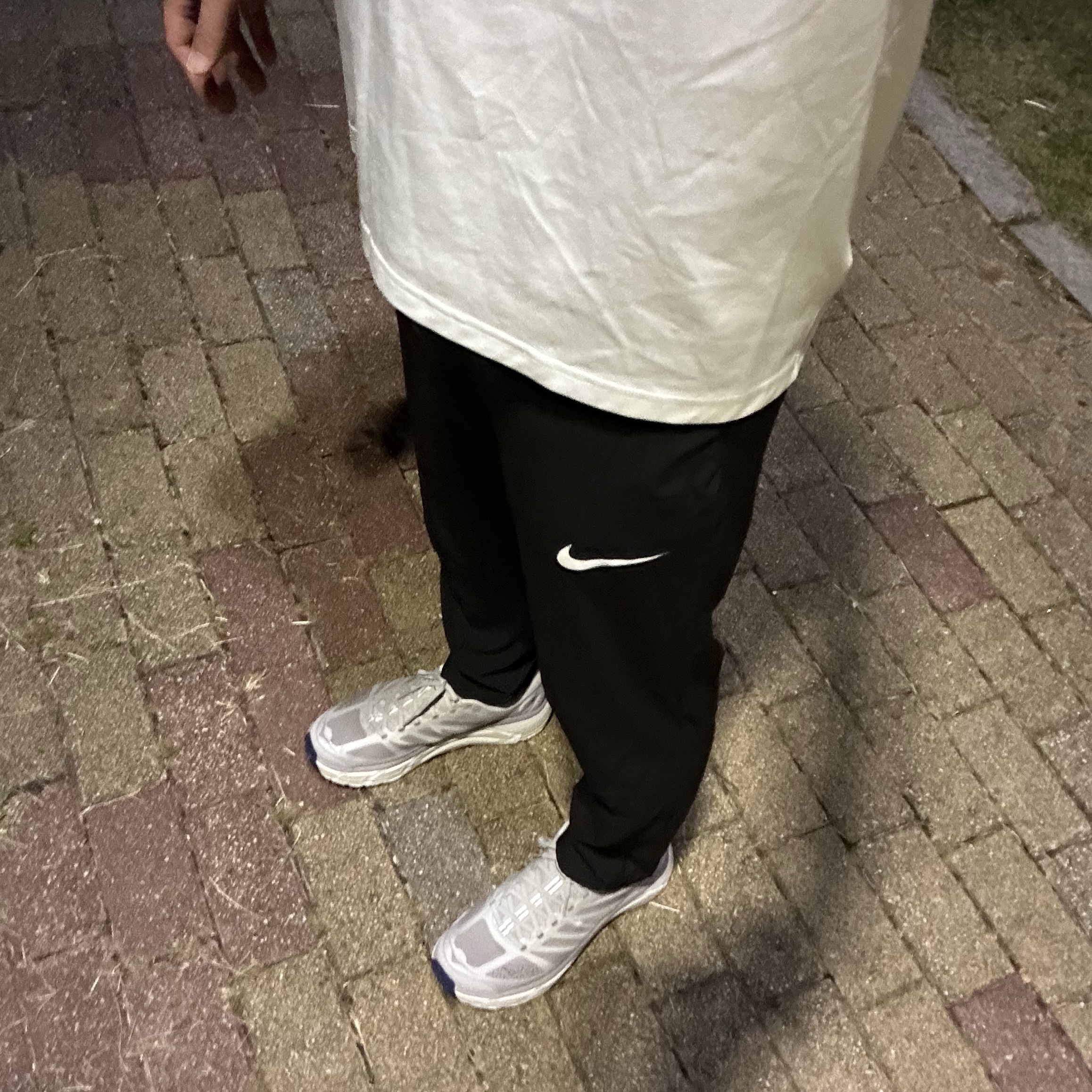 Hoka Mafate Speed 2 Oat Milk Vaporous 착용 스타일 - 1