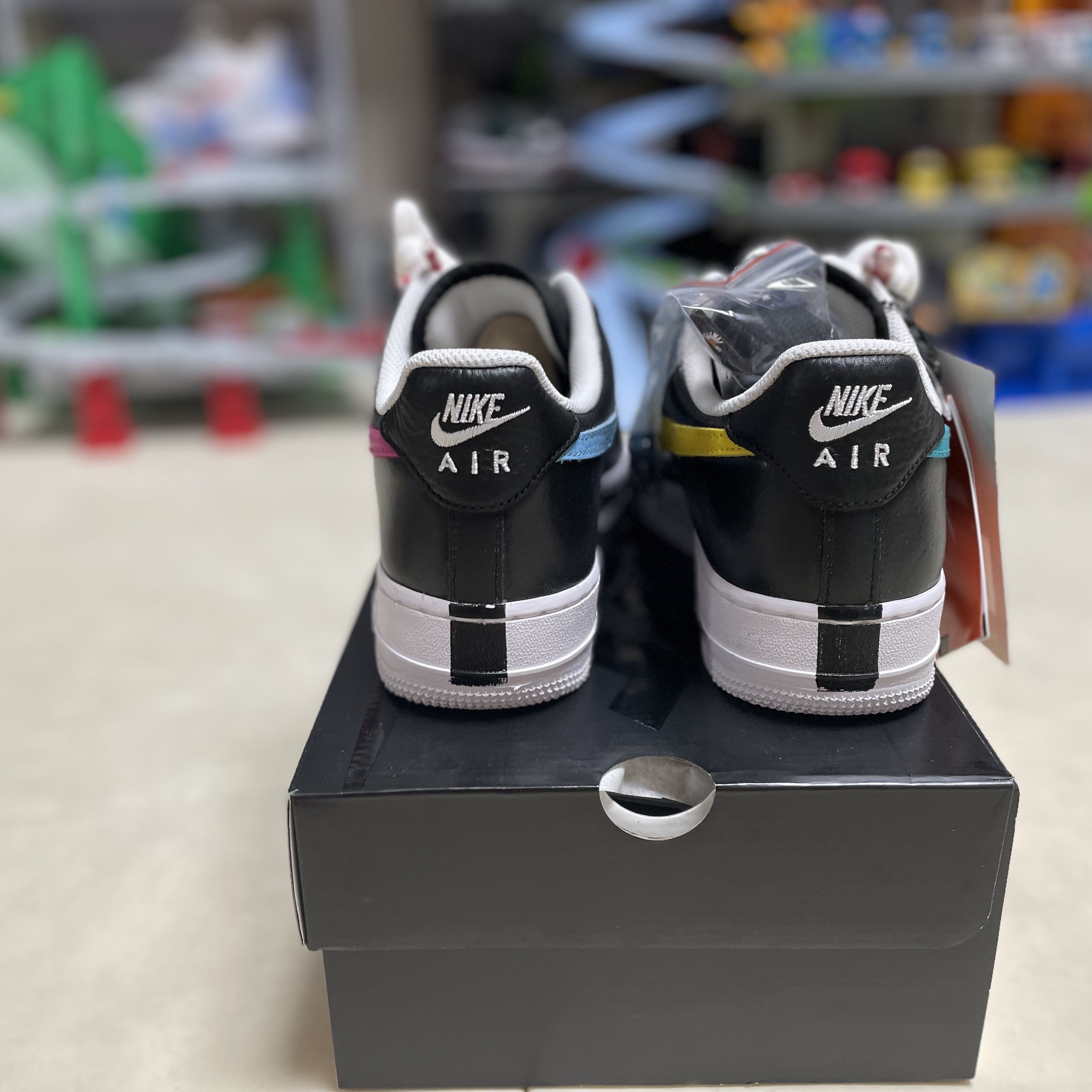 Nike x Peaceminusone Air Force 1 Low Para-Noise 3.0 Black and Multicolor 착용 스타일 - 2