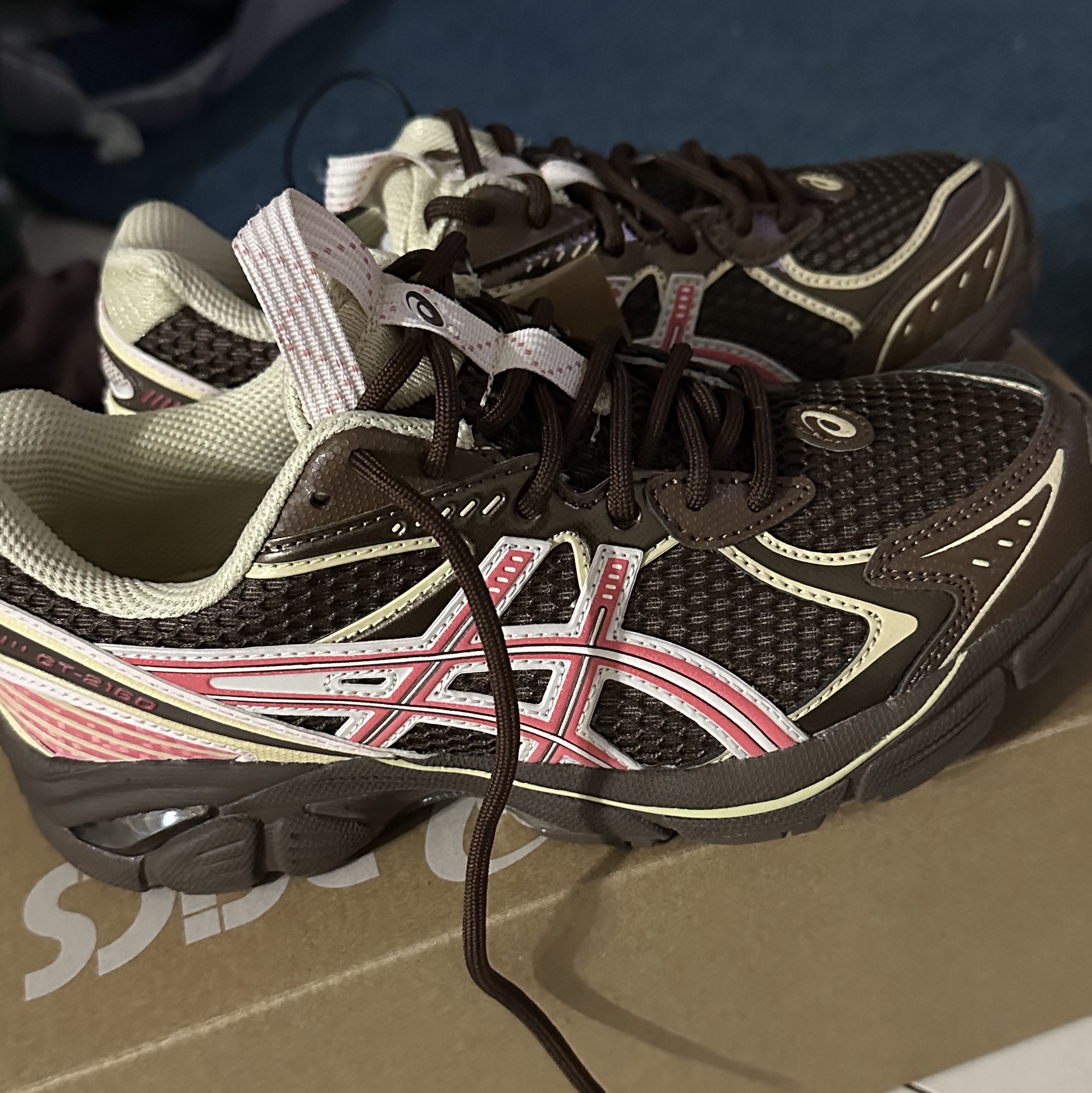 Asics UB8-S GT-2160 Brown Storm Sienna 착용 스타일