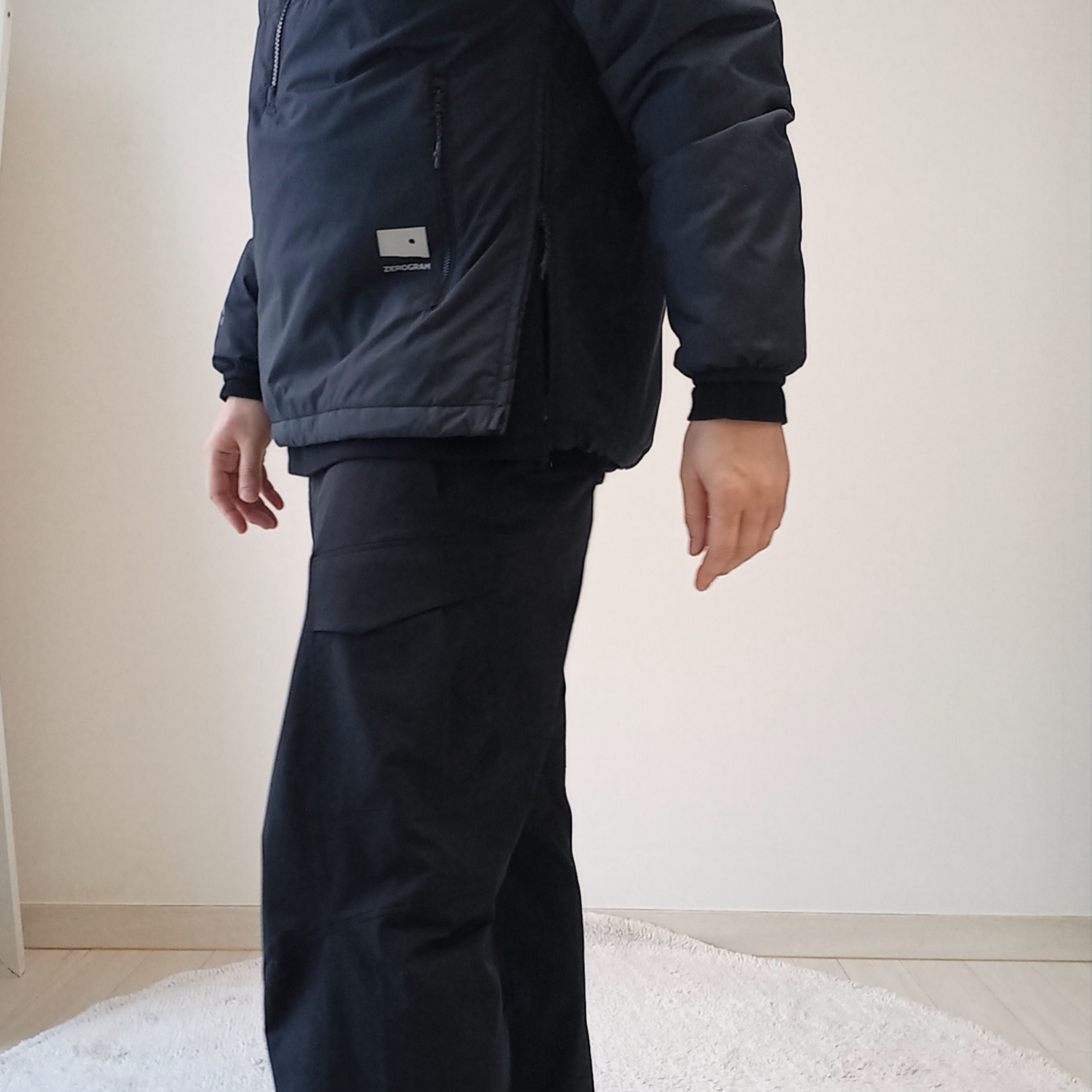 Arc'teryx Rampart Pants Black, Stussy Basic Stussy LS T-Shirt Black 착용 스타일 - 10
