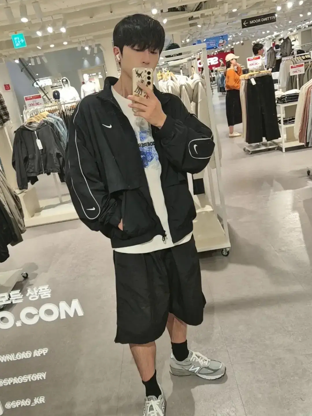 Nike NSW Solo Swoosh Woven Track Jacket - US/EU, Ader Error Azure T-Shirt Off White 착용 스타일 - 2