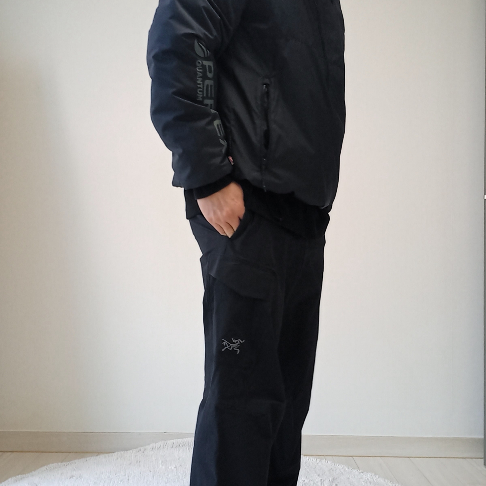 Arc'teryx Rampart Pants Black, Stussy Basic Stussy LS T-Shirt Black 착용 스타일 - 9