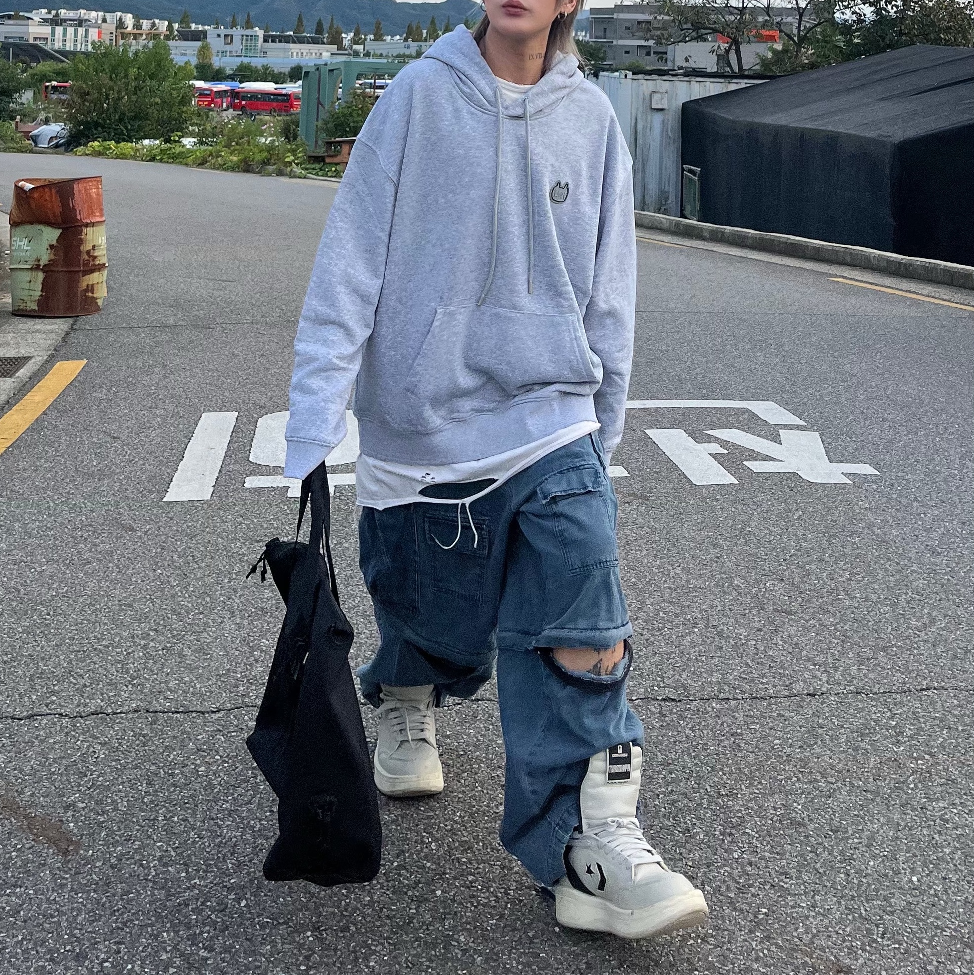 Converse x Drkshdw Turbowpn Pelican 착용 스타일 - 3