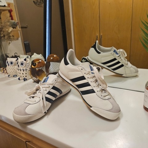 Adidas Kick 74 Core White Core Black 착용 스타일 - 2
