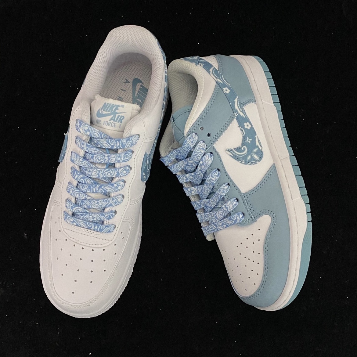 (W) Nike Dunk Low Essential Blue Paisley 착용 스타일 - 1