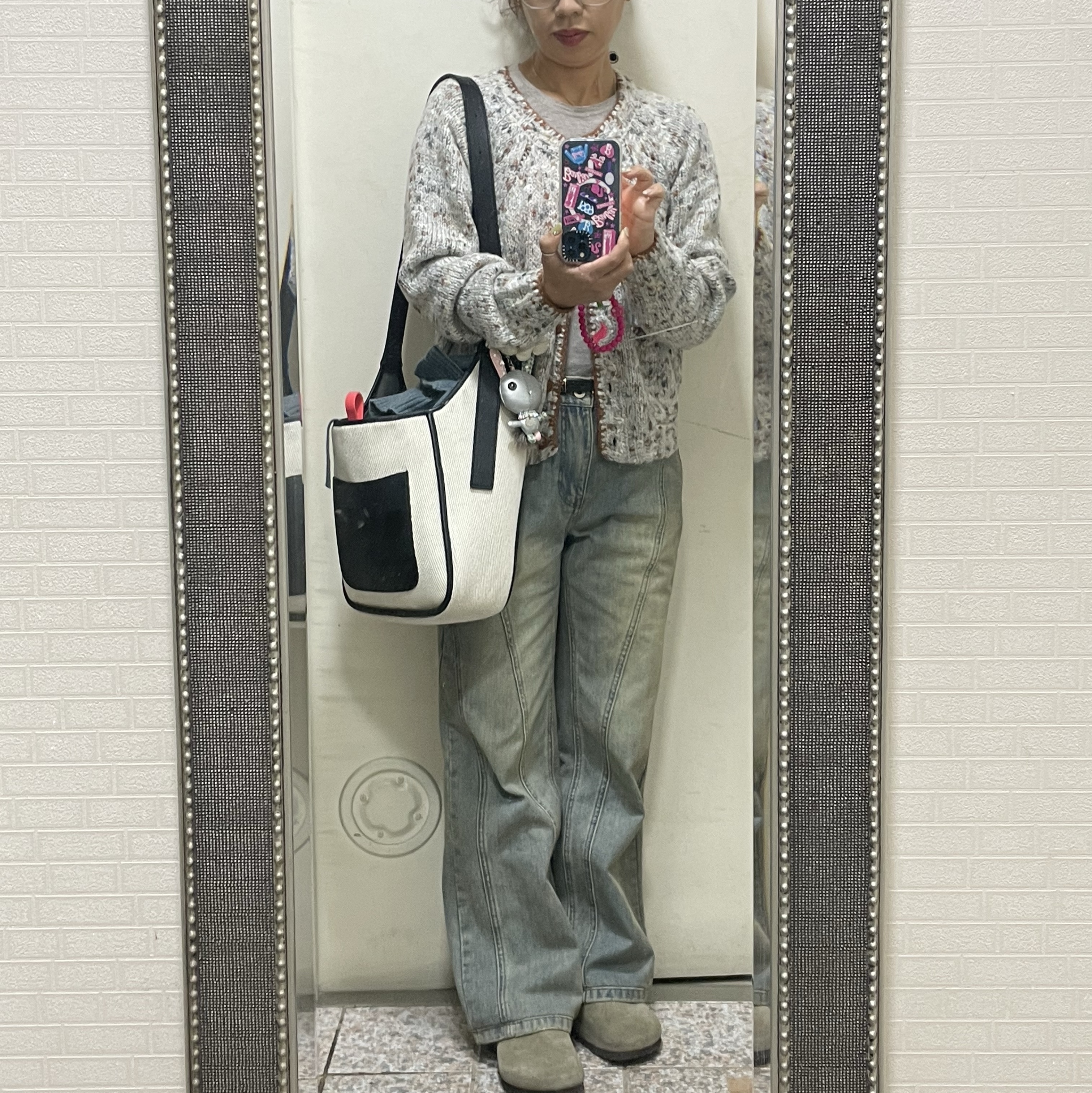 Birkenstock Boston Suede Leather Taupe - Regular 착용 스타일