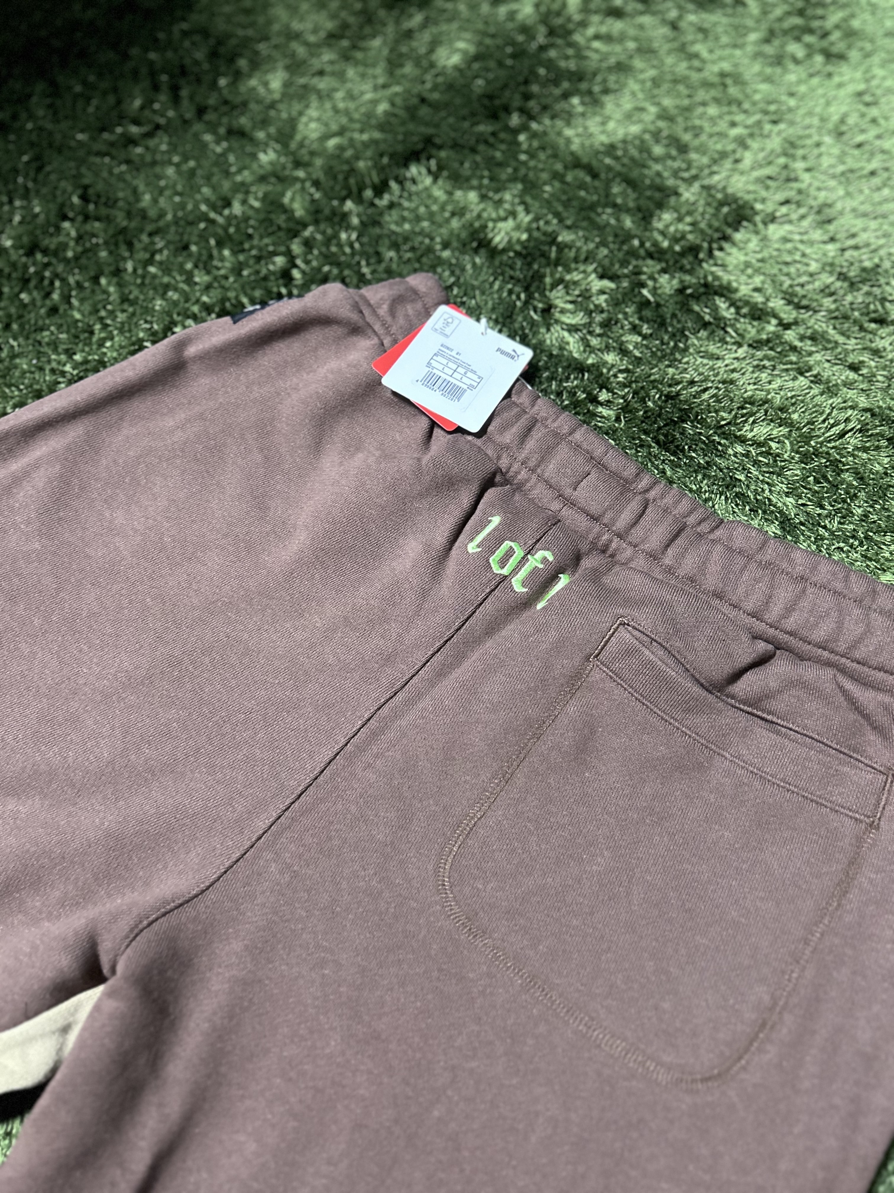 Puma Hoops x Lafrance Track Pants Chestnut Brown Sand Dune 착용 스타일 - 5