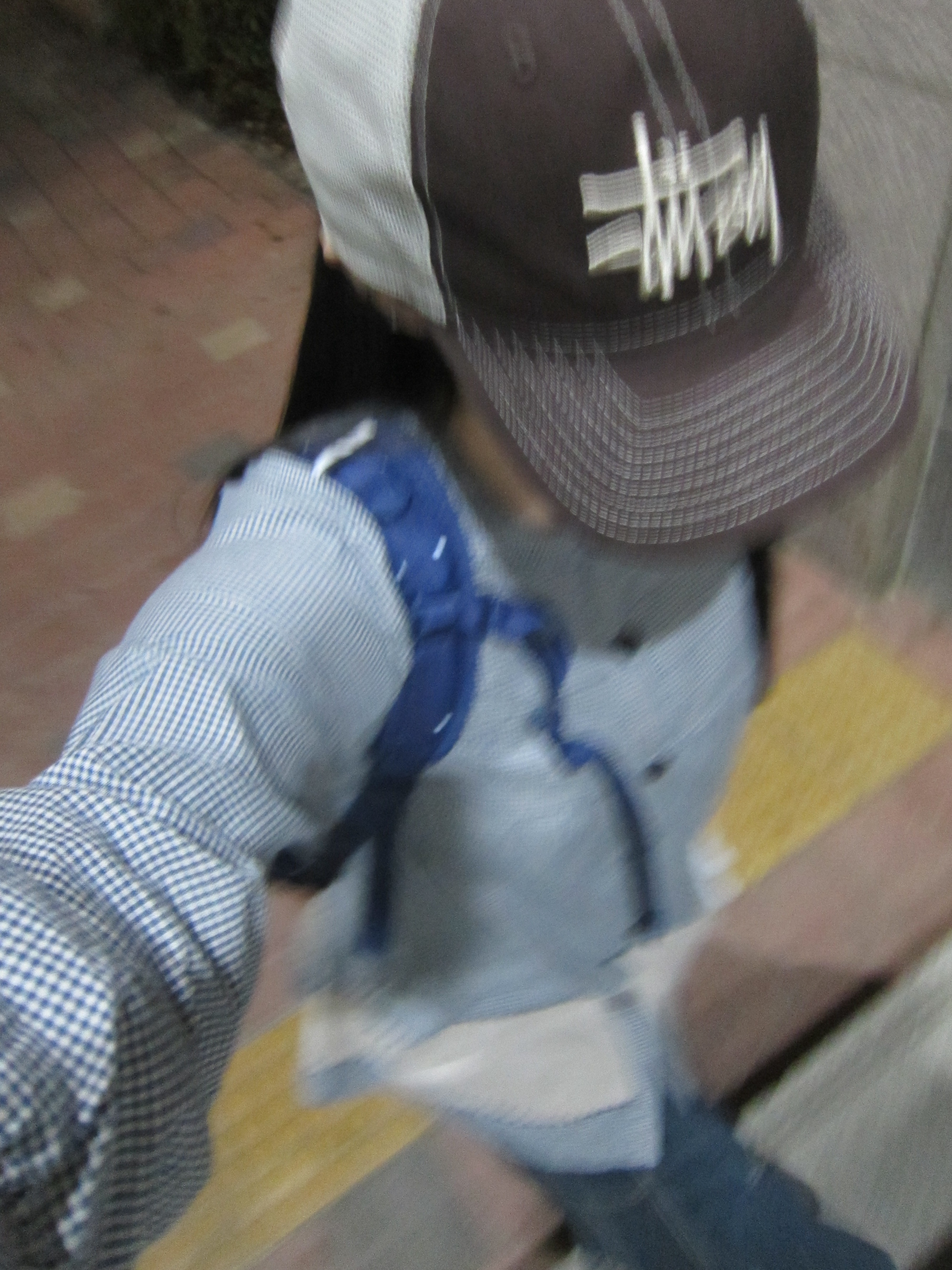 Stussy New Era 9twenty Basic Trucker Brown 착용 스타일 - 4