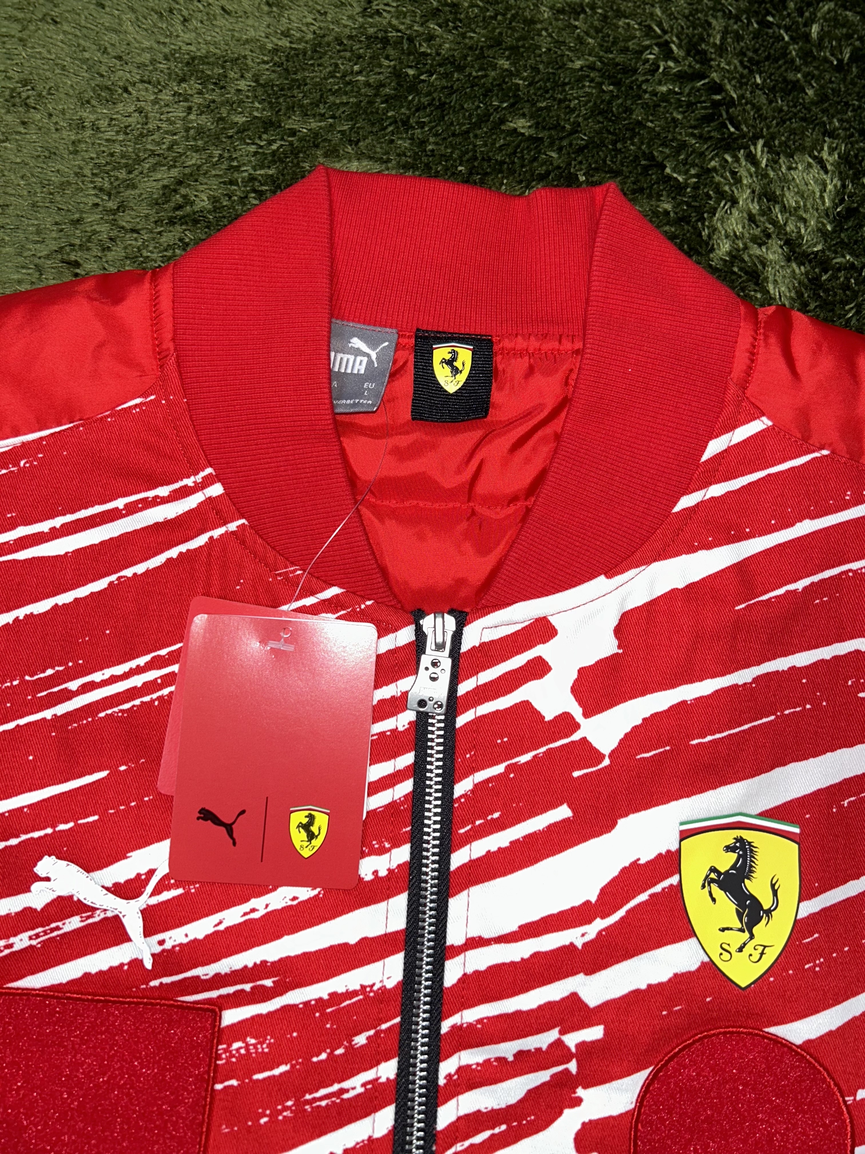 Puma x Ferrari x Joshua Vides Race Jacket Red White 착용 스타일 - 3