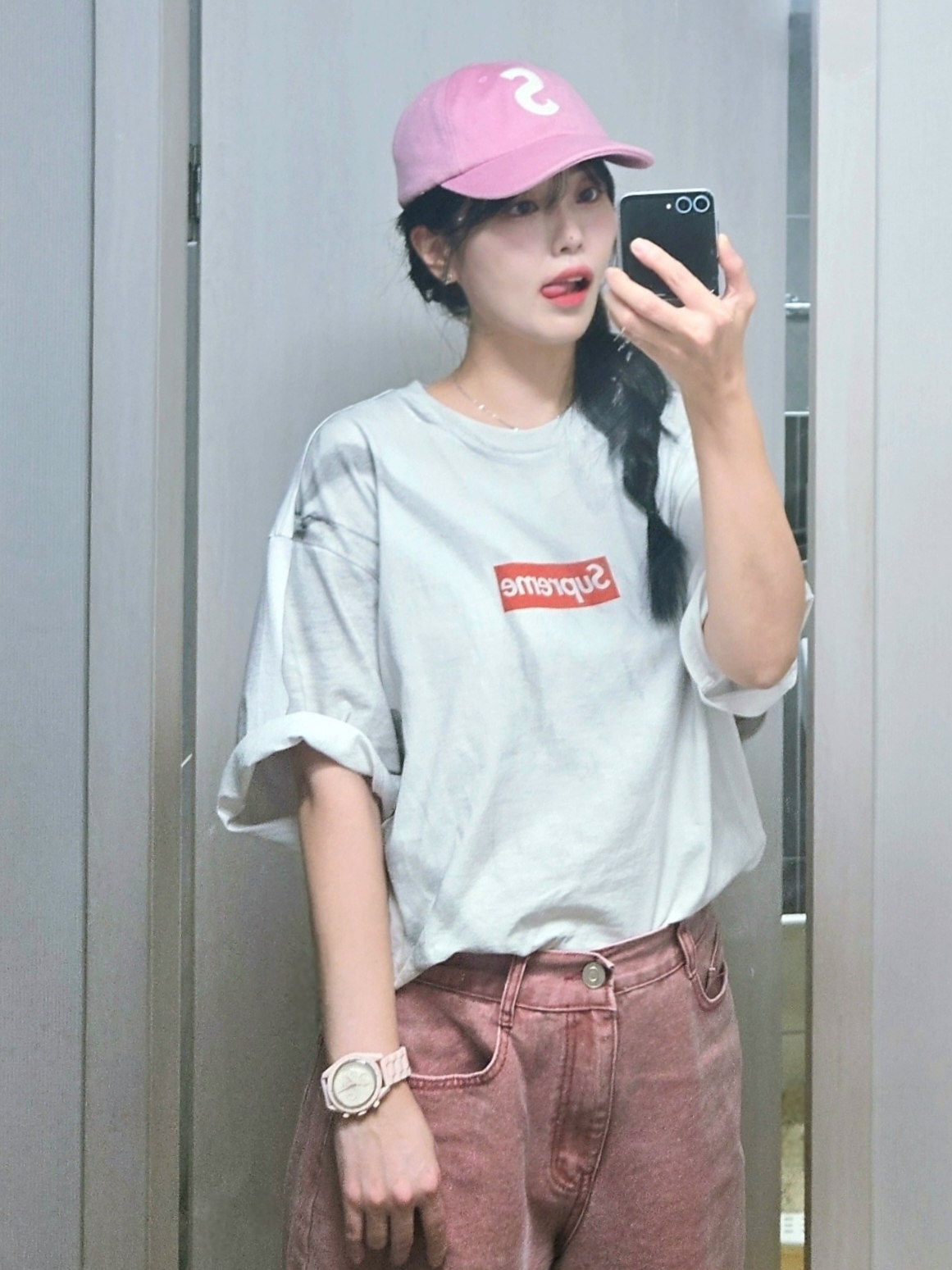 Supreme Wool S Logo 6-Panel Pink - 21FW, Supreme x MM6 Maison Margiela Box Logo T-Shirt White - 24SS 착용 스타일