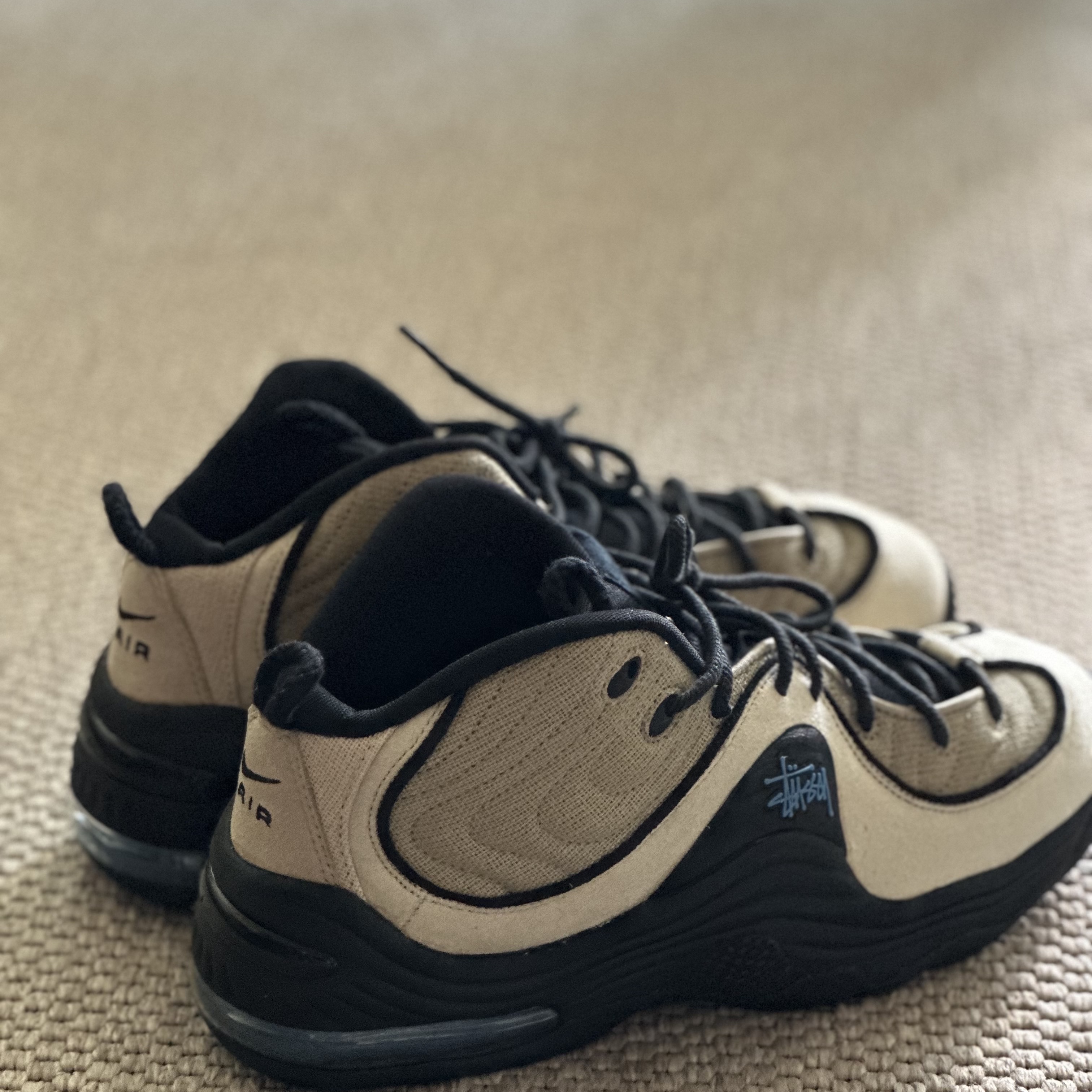 Nike x Stussy Air Penny II Rattan and Limestone 착용 스타일 - 2