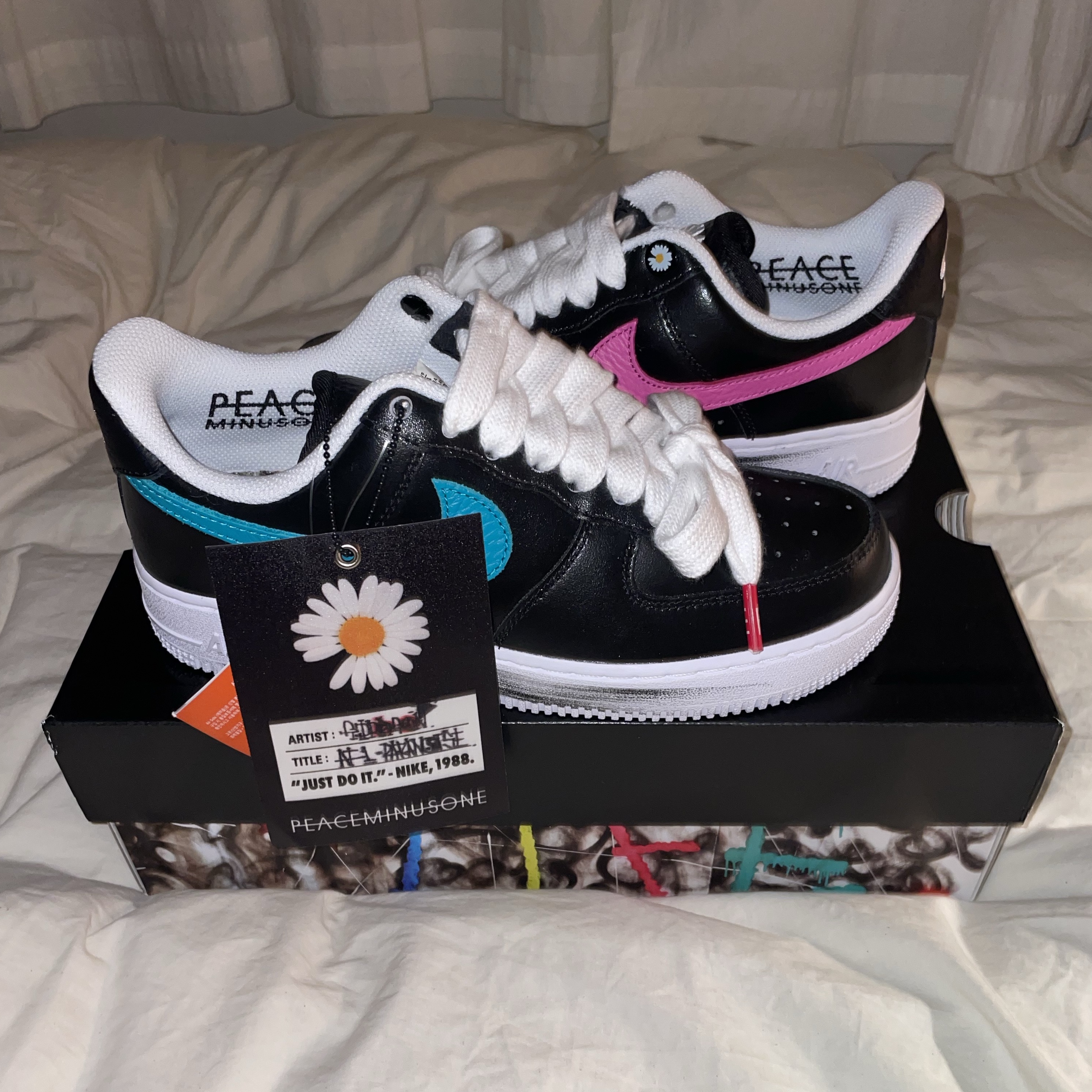 Nike x Peaceminusone Air Force 1 Low Para-Noise 3.0 Black and Multicolor 착용 스타일