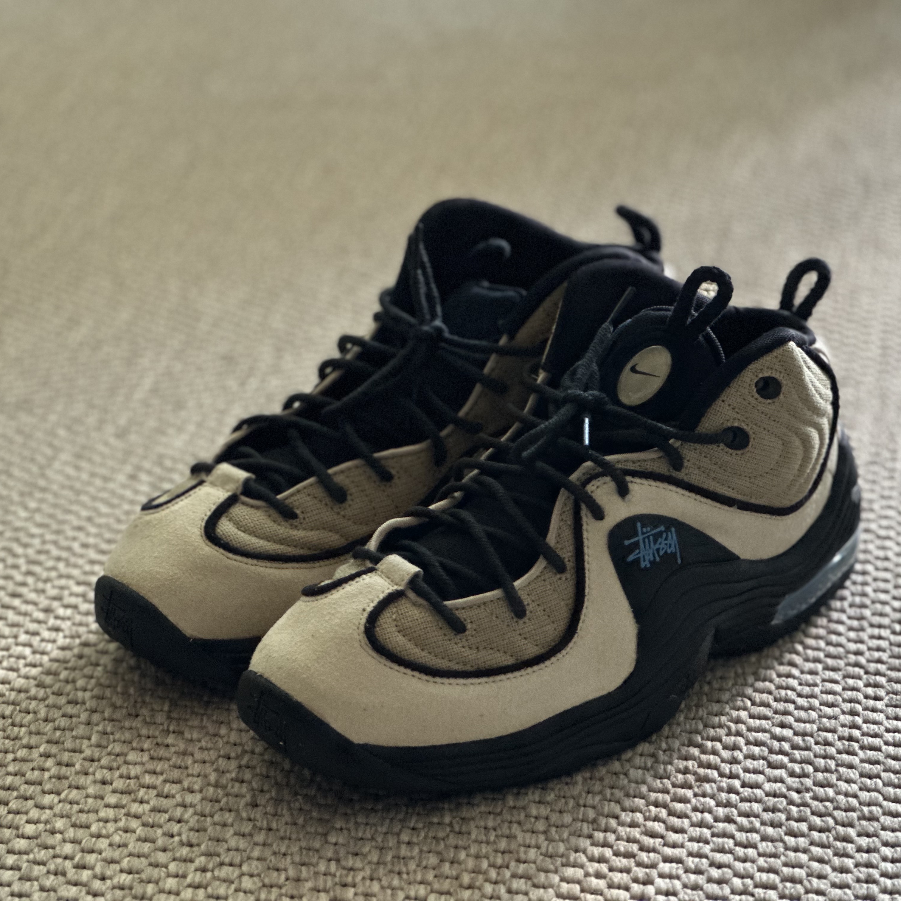 Nike x Stussy Air Penny II Rattan and Limestone 착용 스타일 - 1