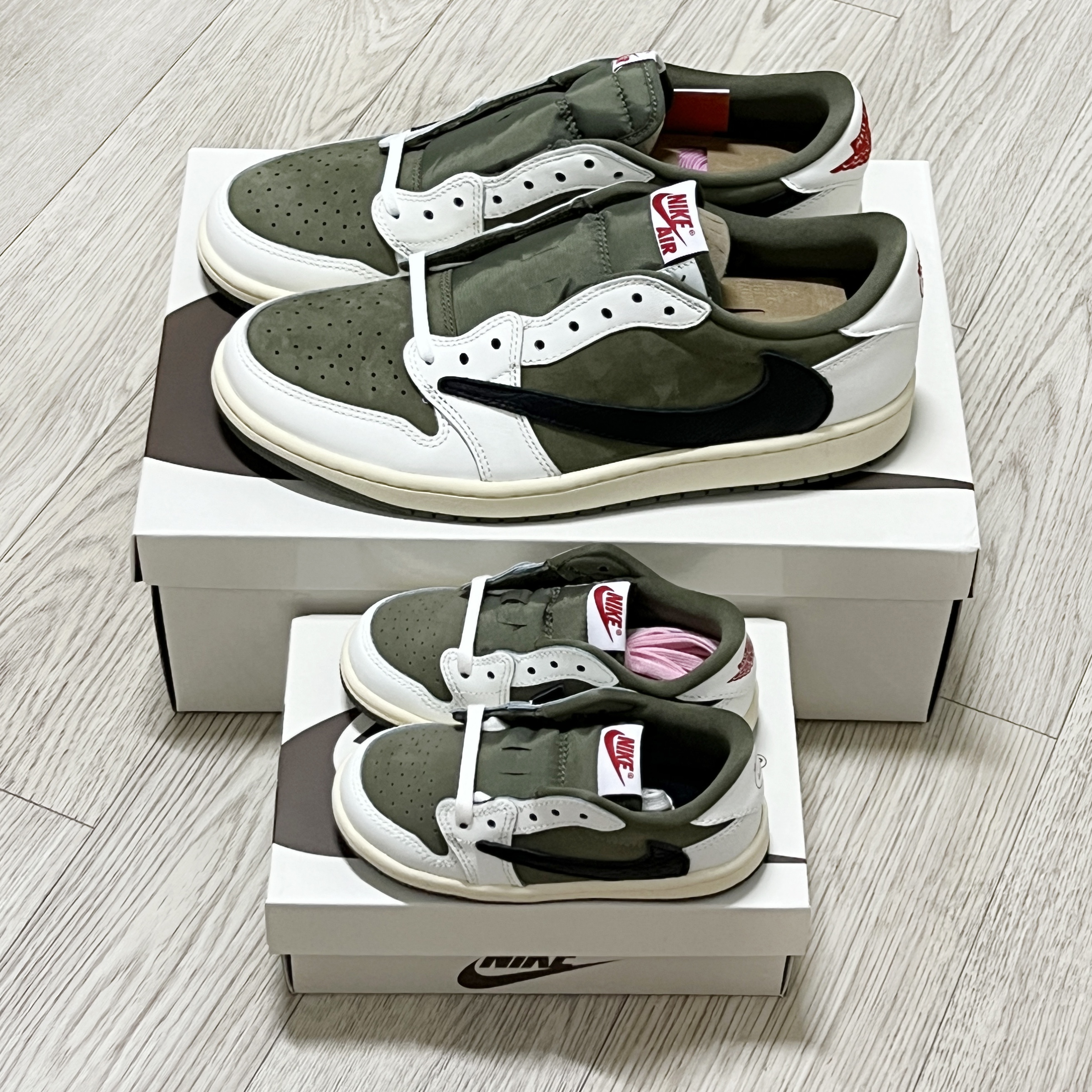 (TD) Jordan 1 x Travis Scott Retro Low OG SP Reverse Olive, Jordan 1 x Travis Scott Retro Low OG SP Reverse Olive 착용 스타일 - 2