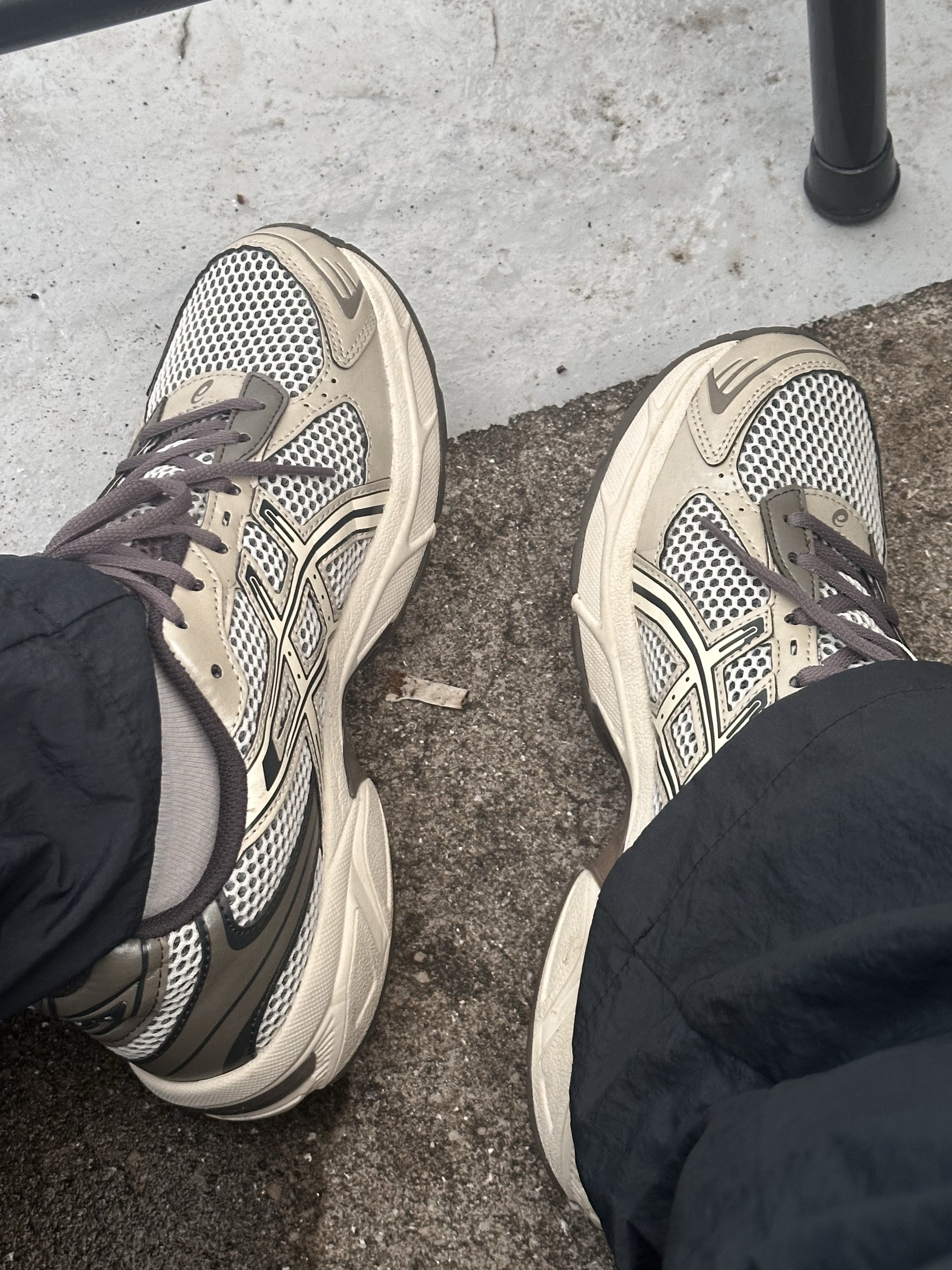 Asics Gel-1130 Birch Dark Taupe - Korea Exclusive 착용 스타일