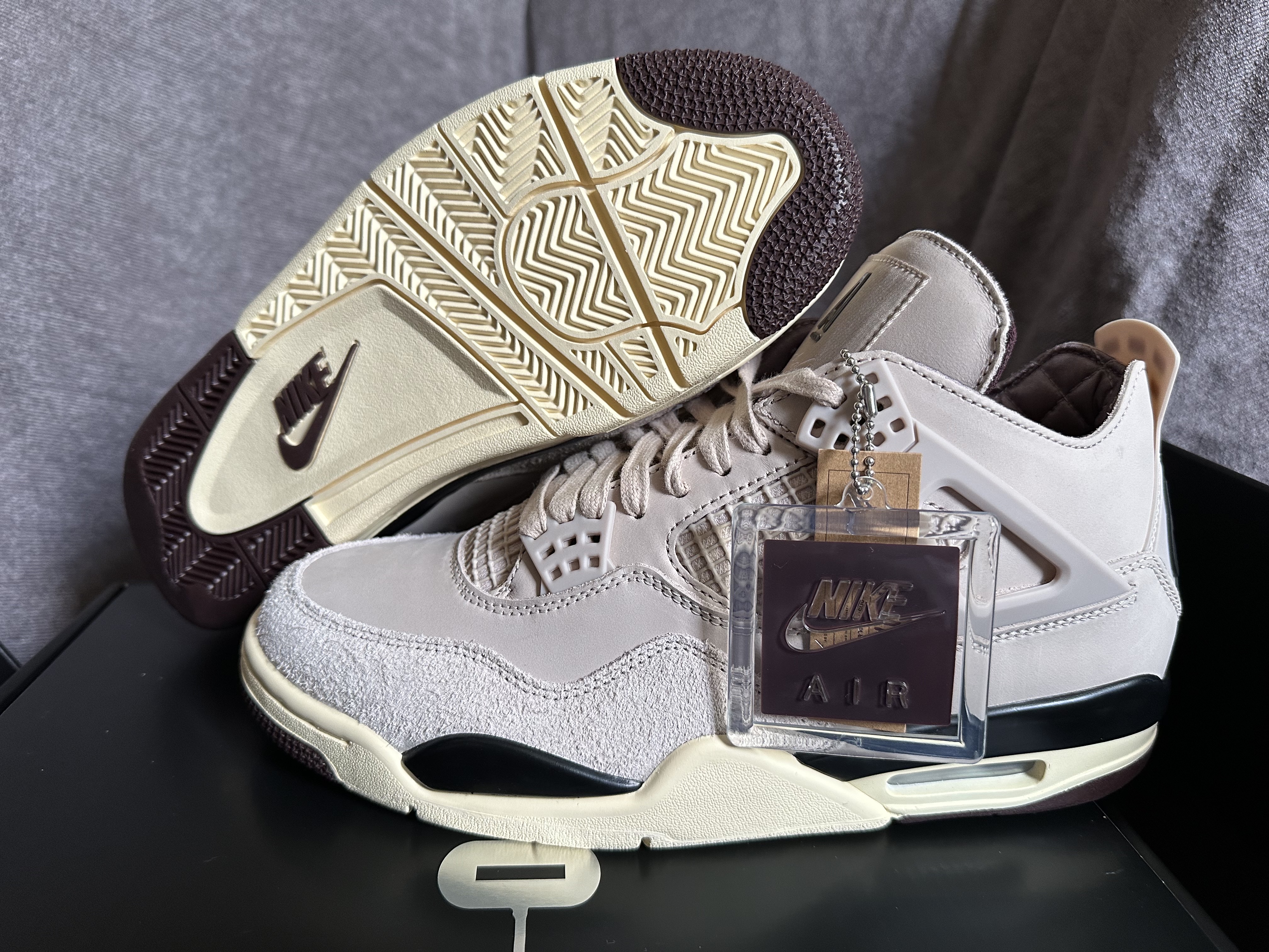 (W) Jordan 4 x A Ma Maniere Retro OG SP W.Y.W.S. 착용 스타일 - 2